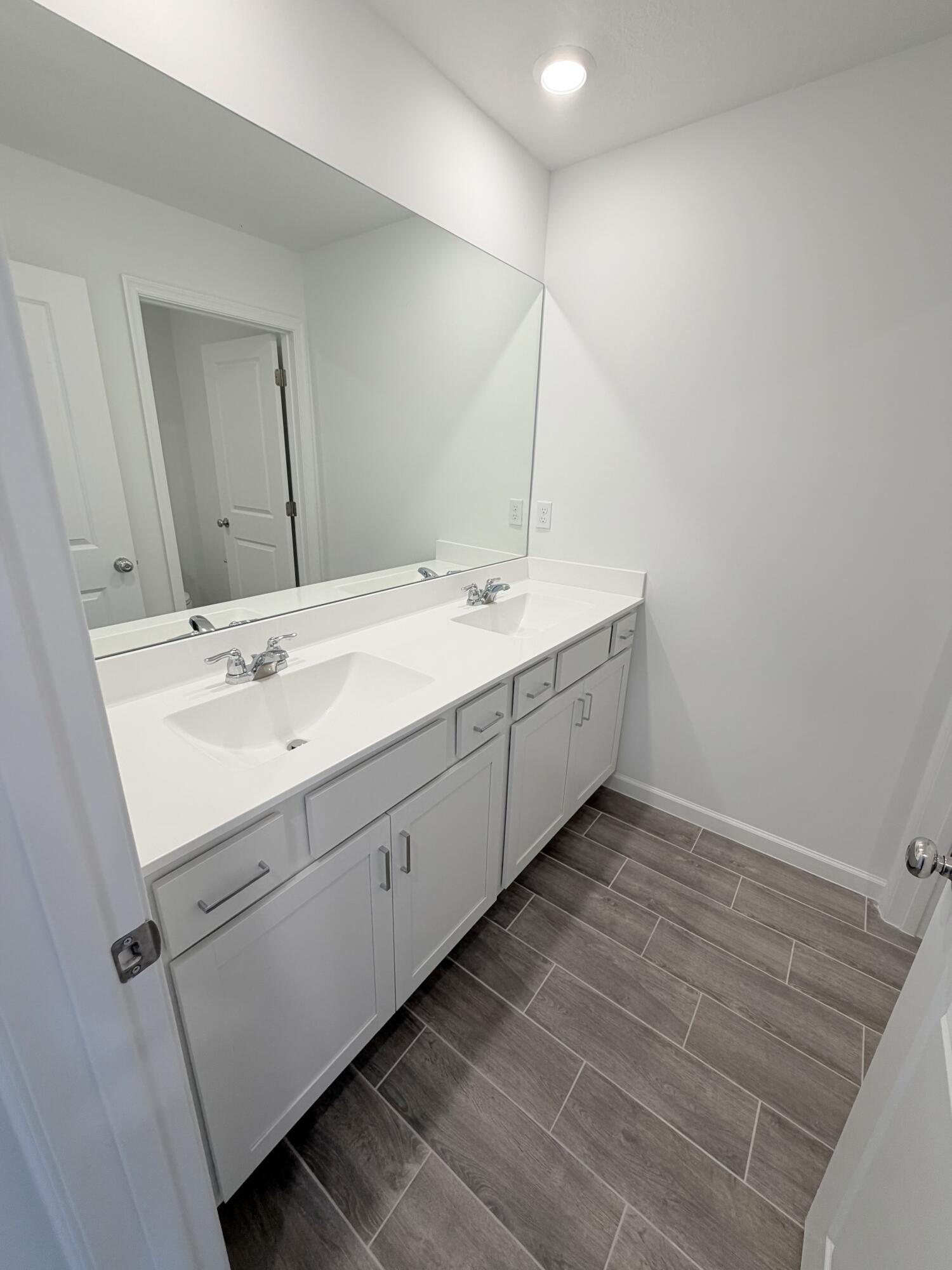 SEAGROVE PUD - Residential Lease