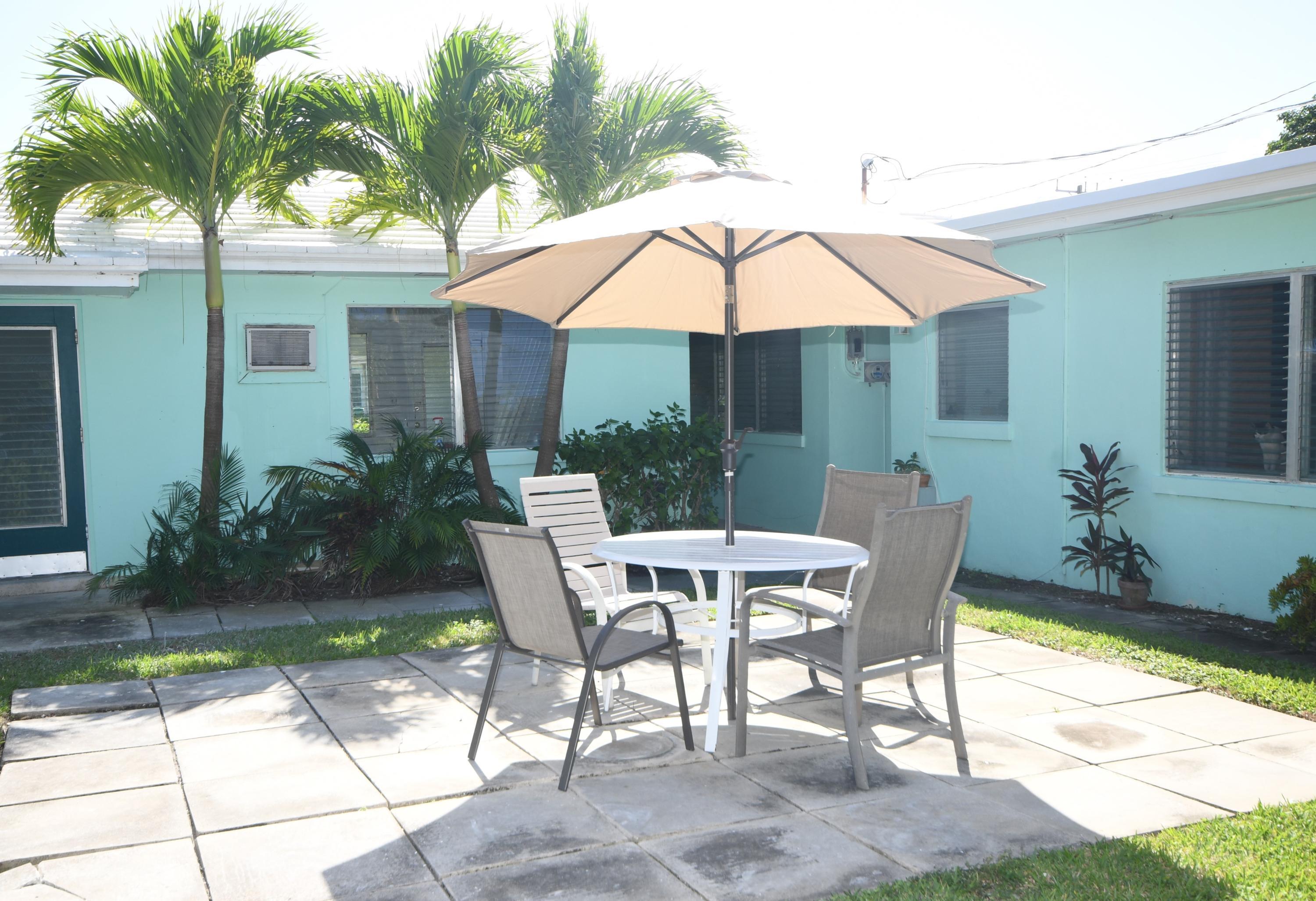 YACHT HARBOR - Residential Lease
