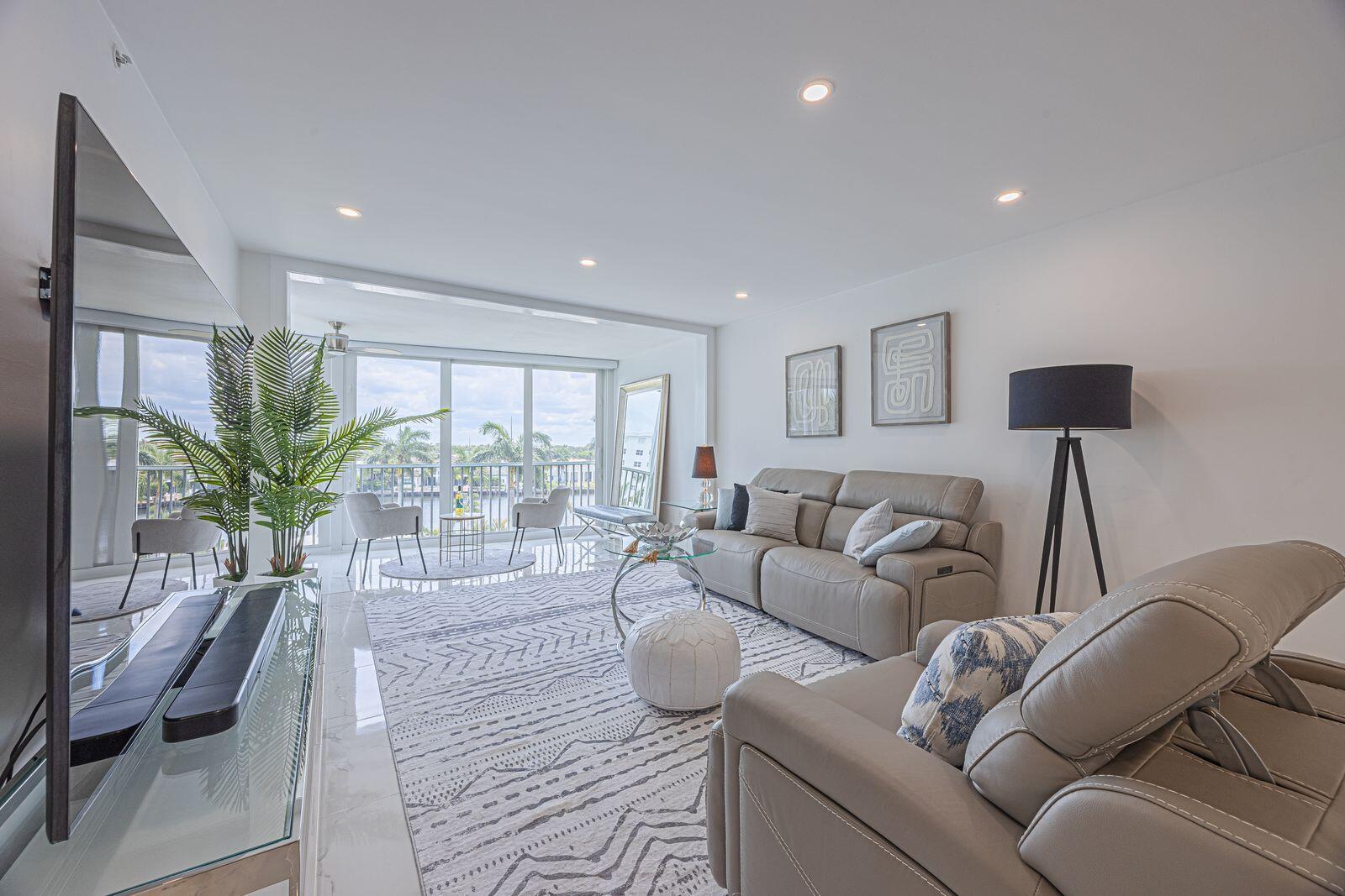 SEAGATE OF HIGHLAND CONDO - Residential
