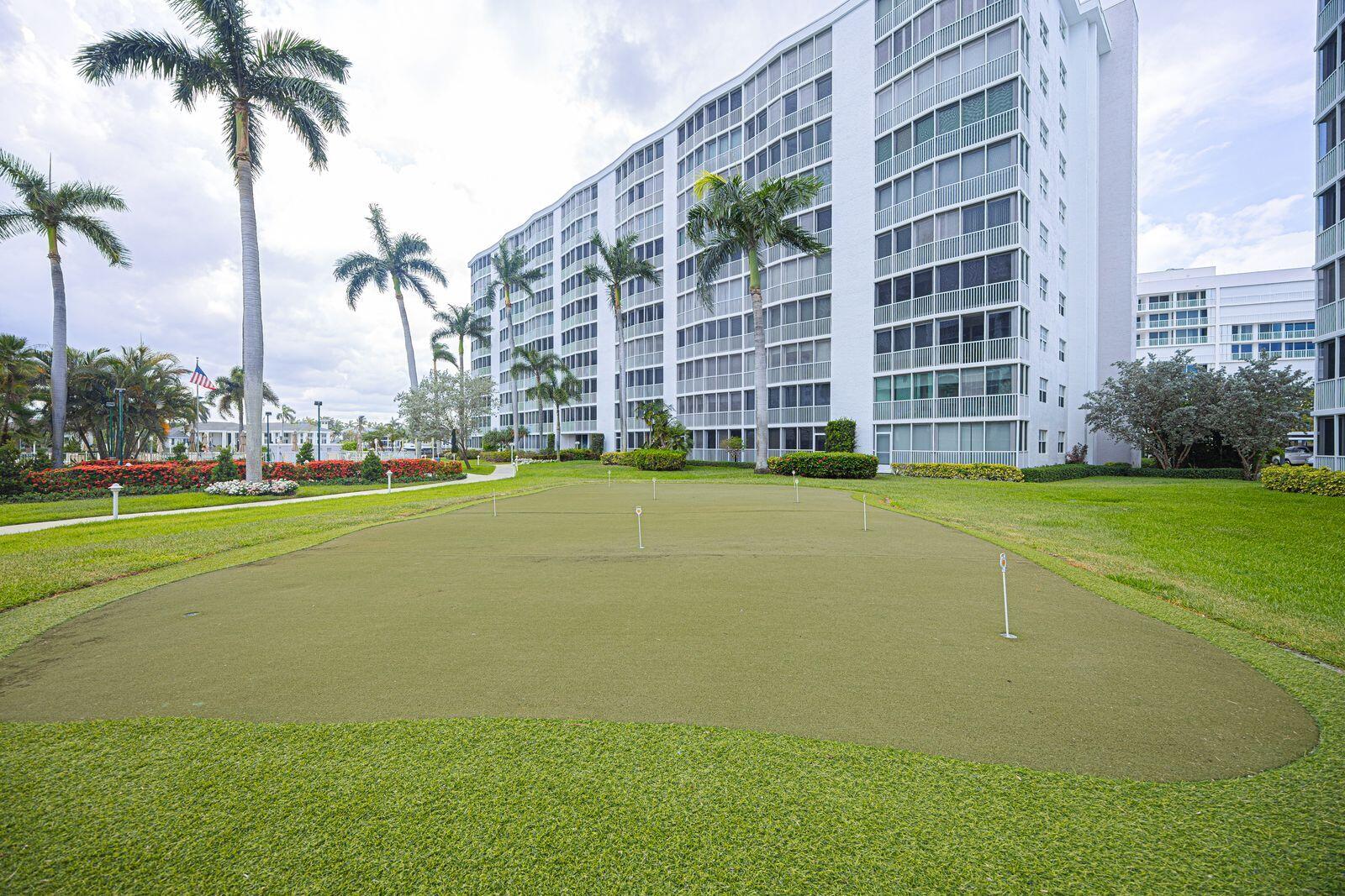 SEAGATE OF HIGHLAND CONDO - Residential