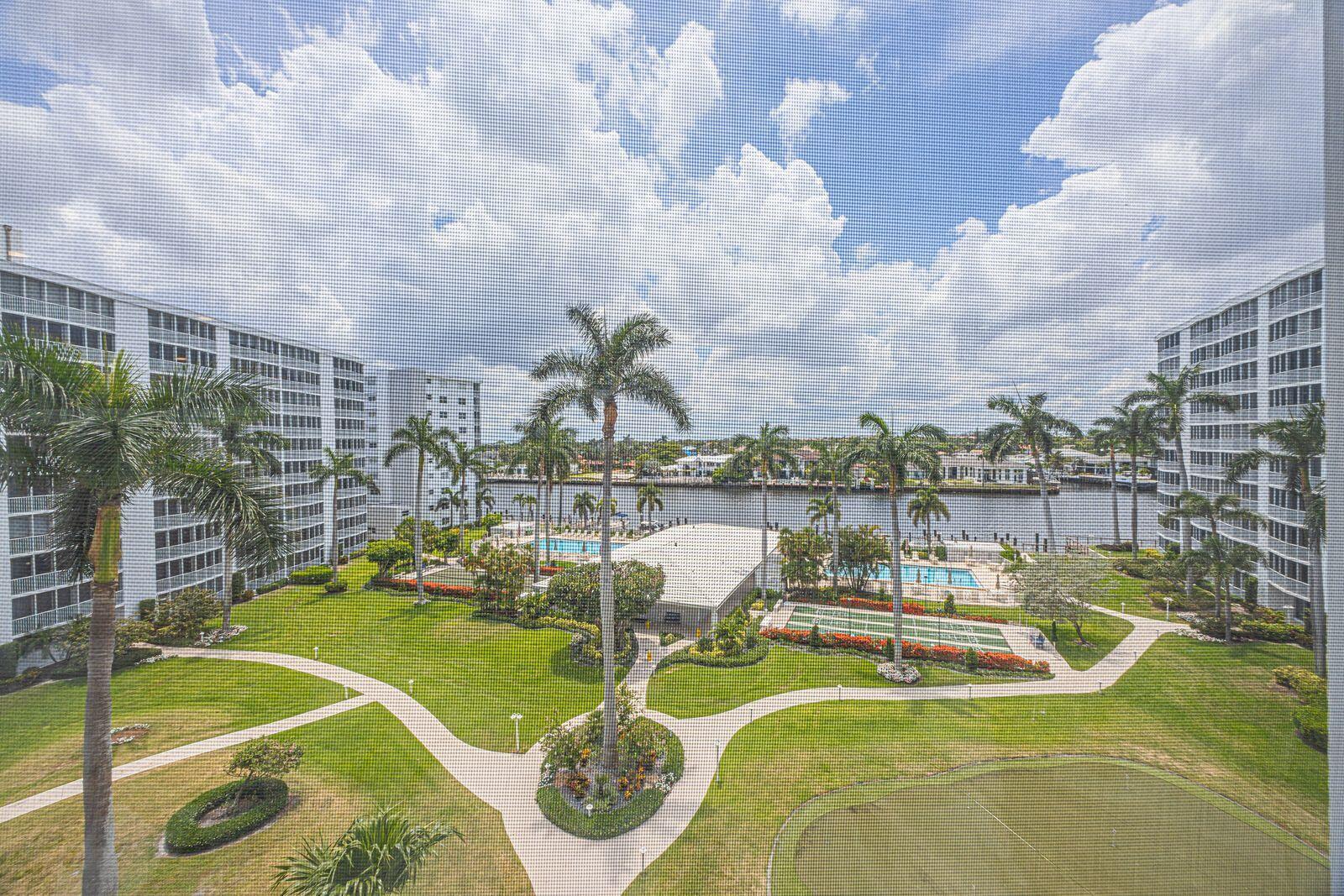 SEAGATE OF HIGHLAND CONDO - Residential