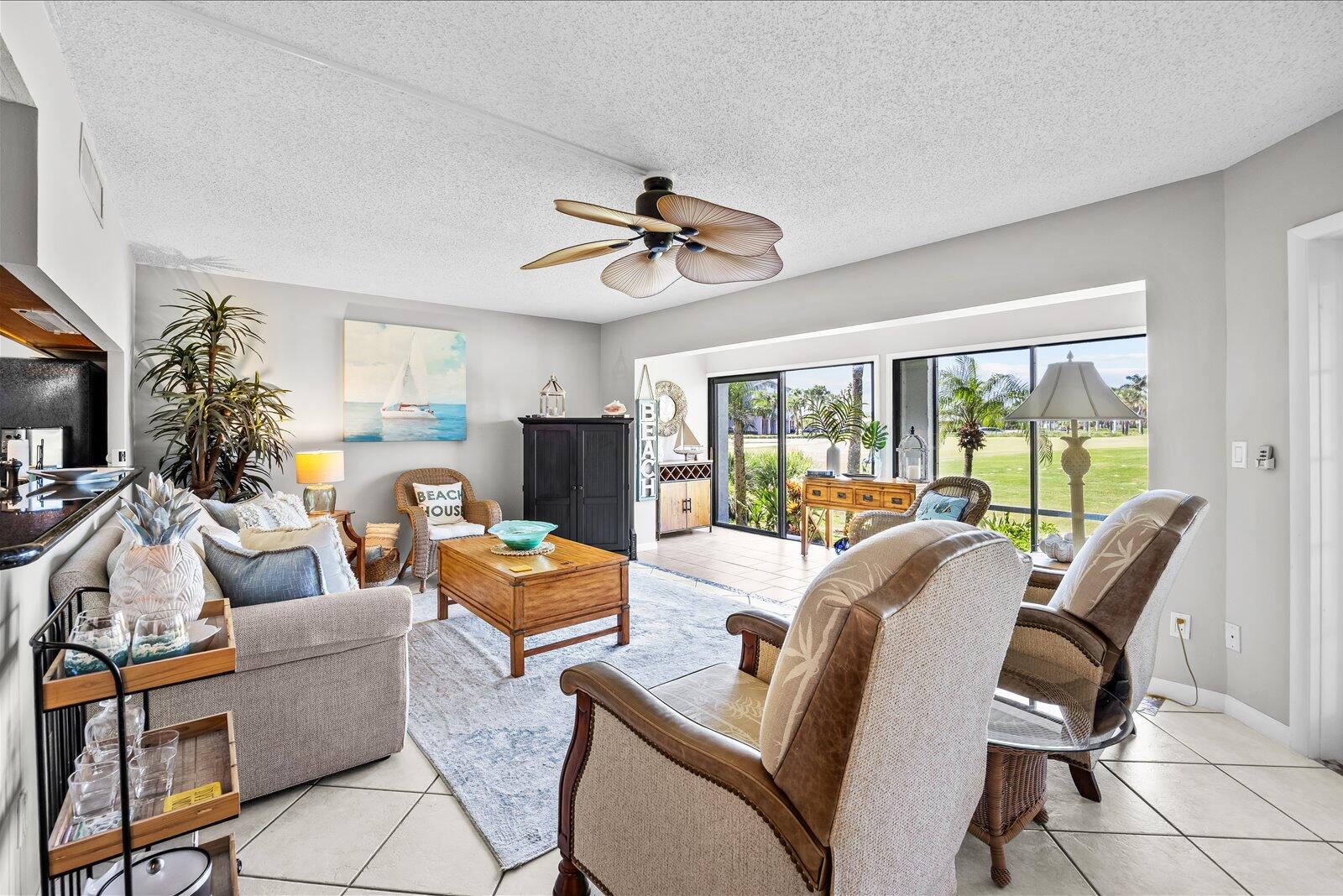 FAIRWAY VILLAS CONDO @ IRP - Residential