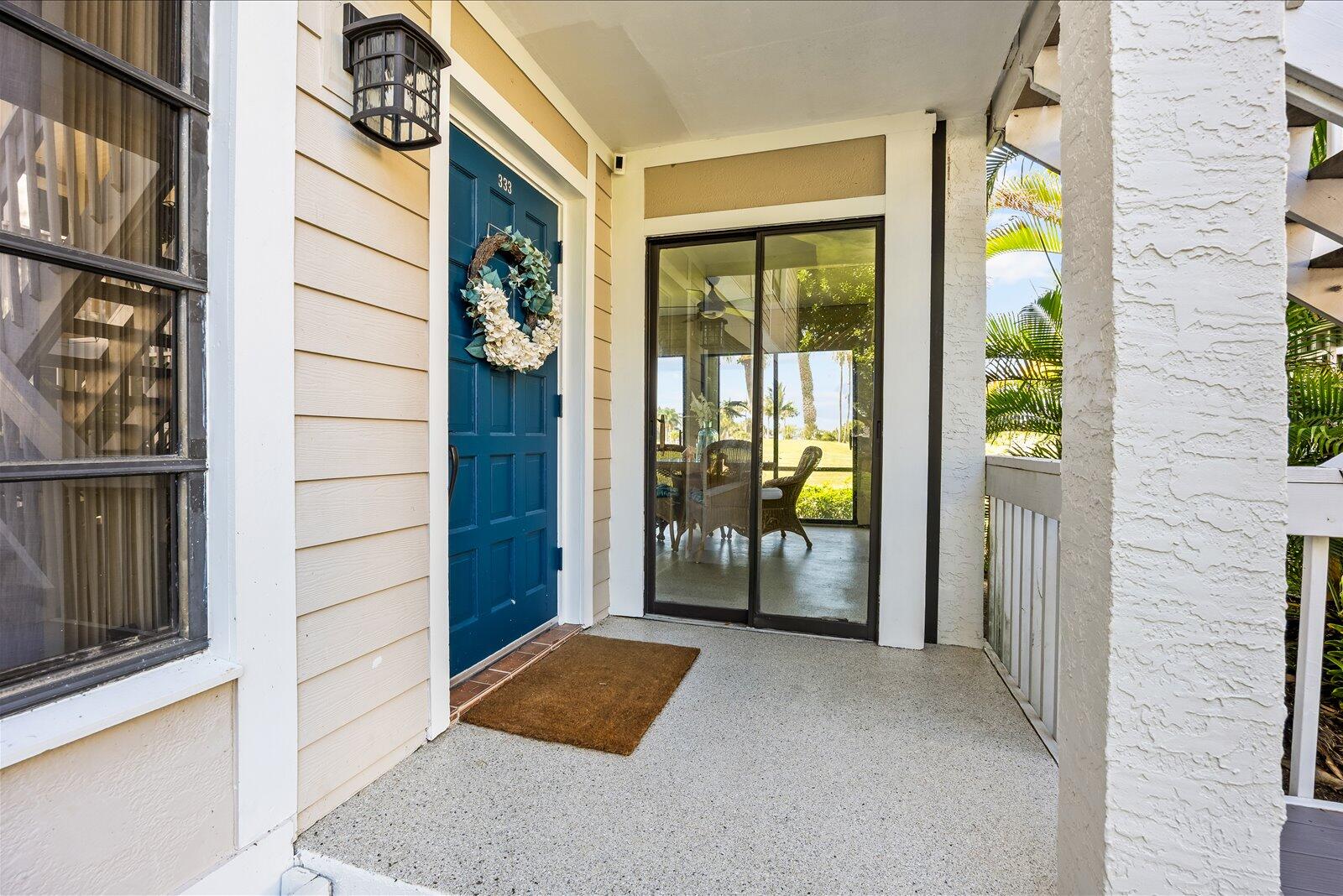 FAIRWAY VILLAS CONDO @ IRP - Residential