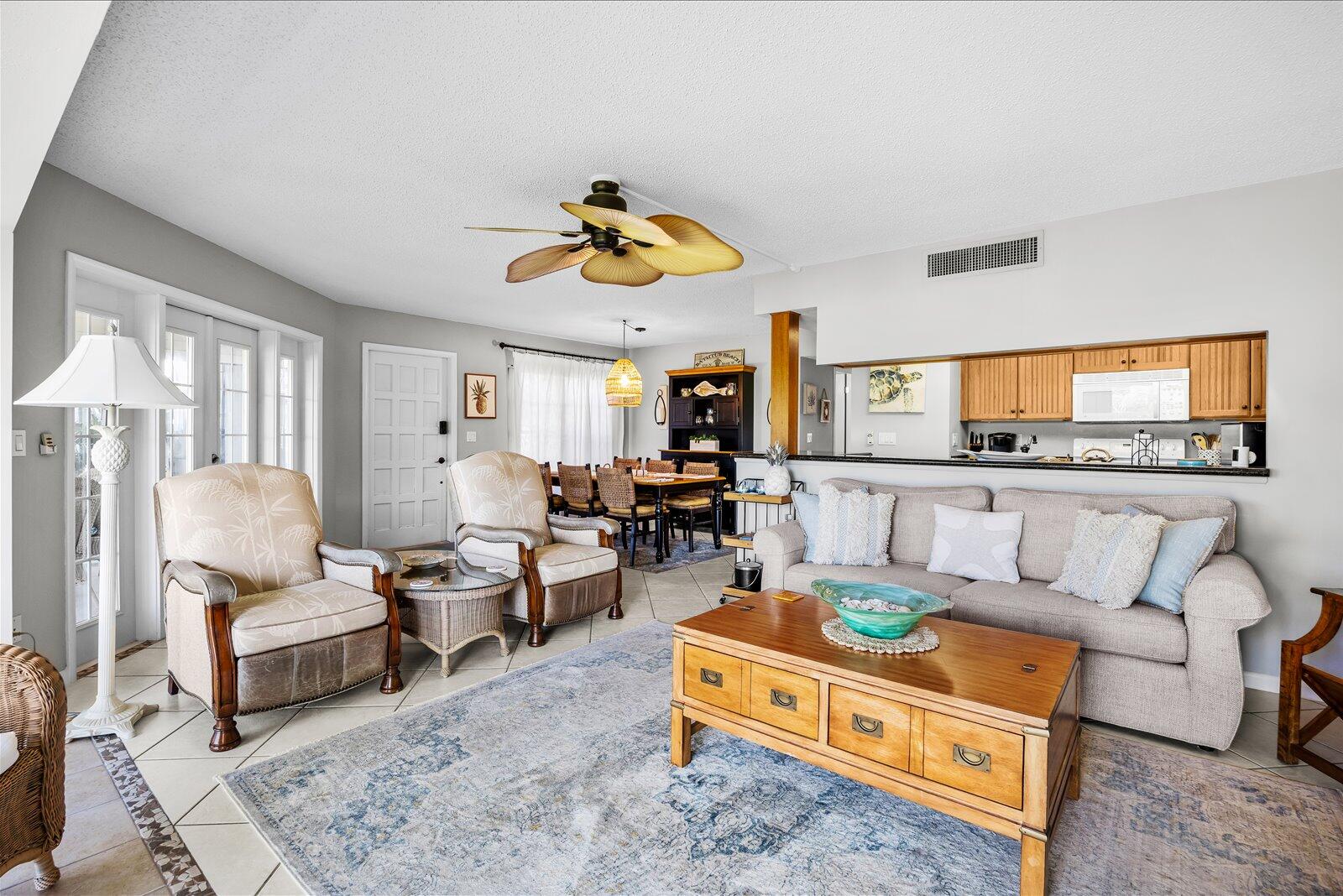 FAIRWAY VILLAS CONDO @ IRP - Residential