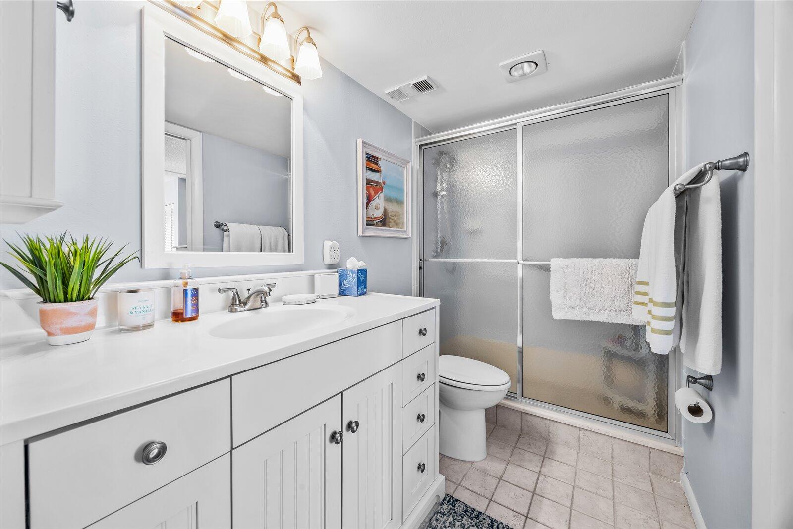 FAIRWAY VILLAS CONDO @ IRP - Residential