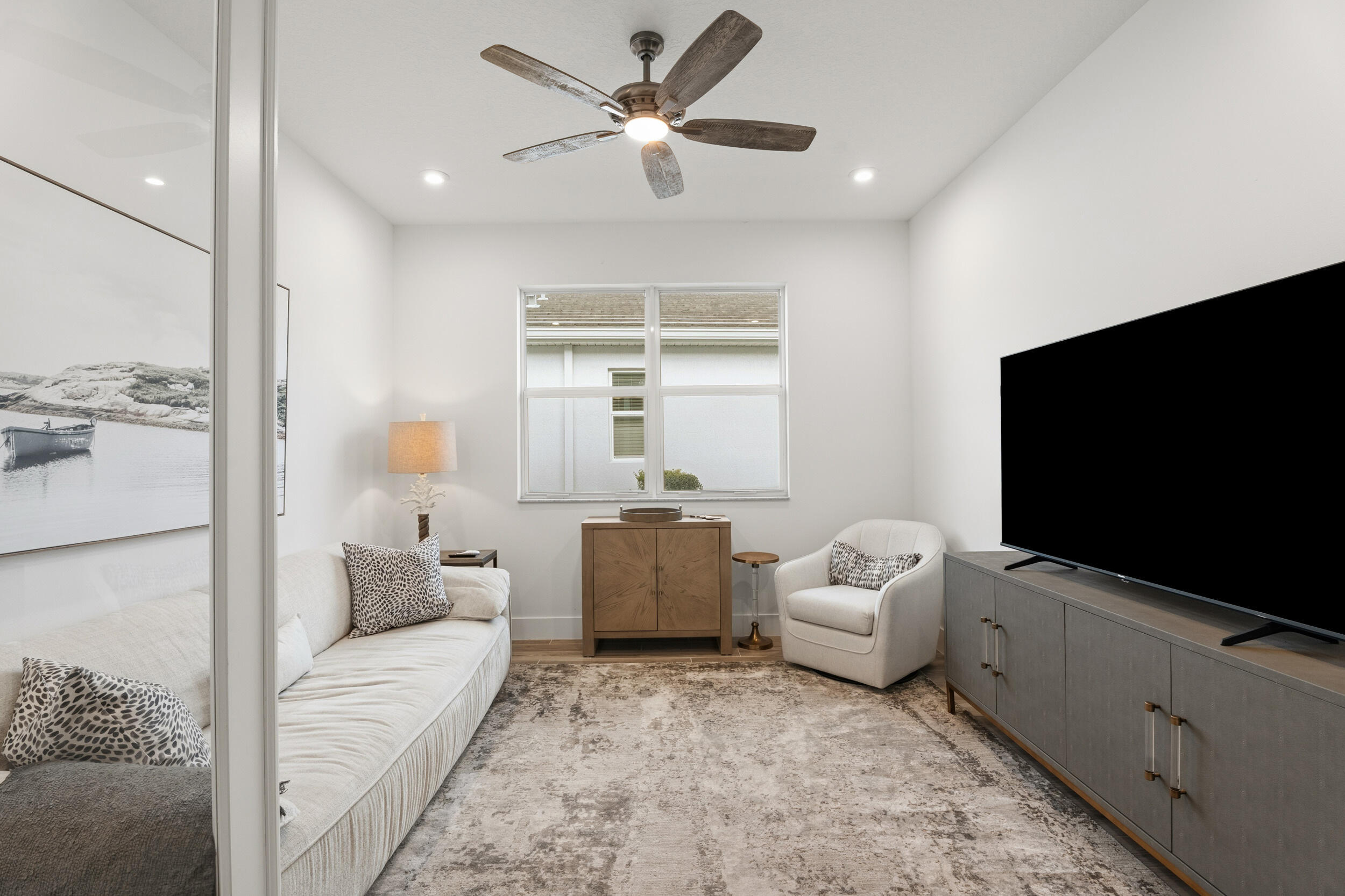 TELARO AT SOUTHERN GROVE - Residential