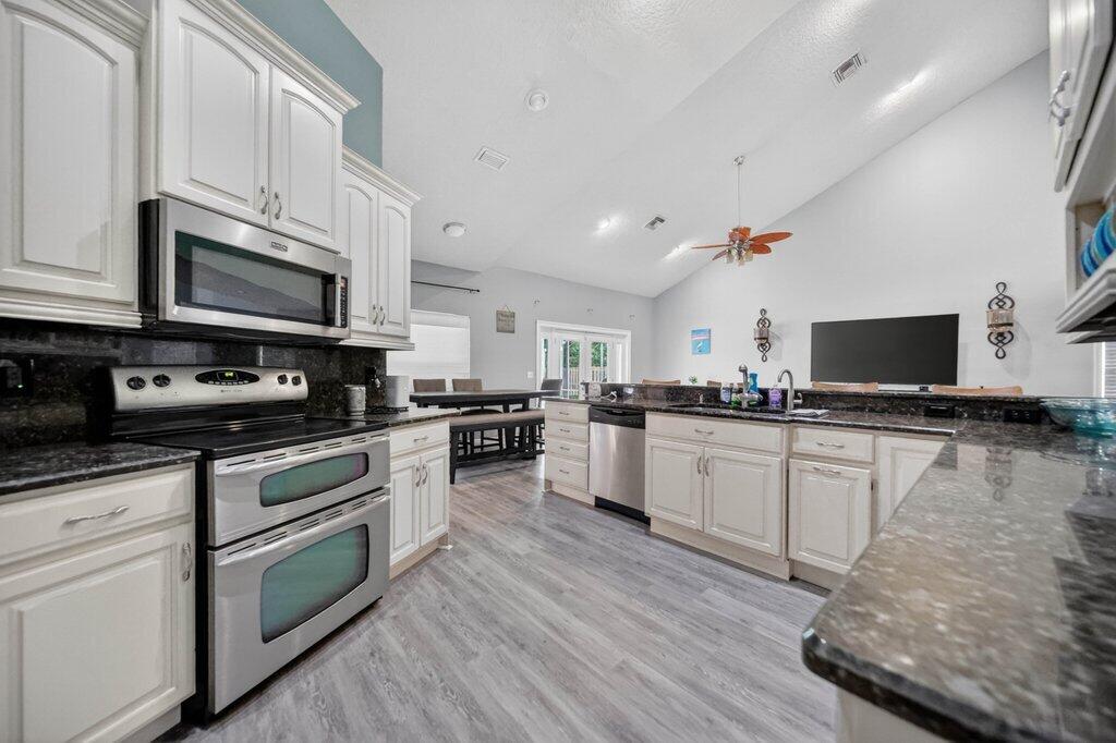 DANFORTH - Residential