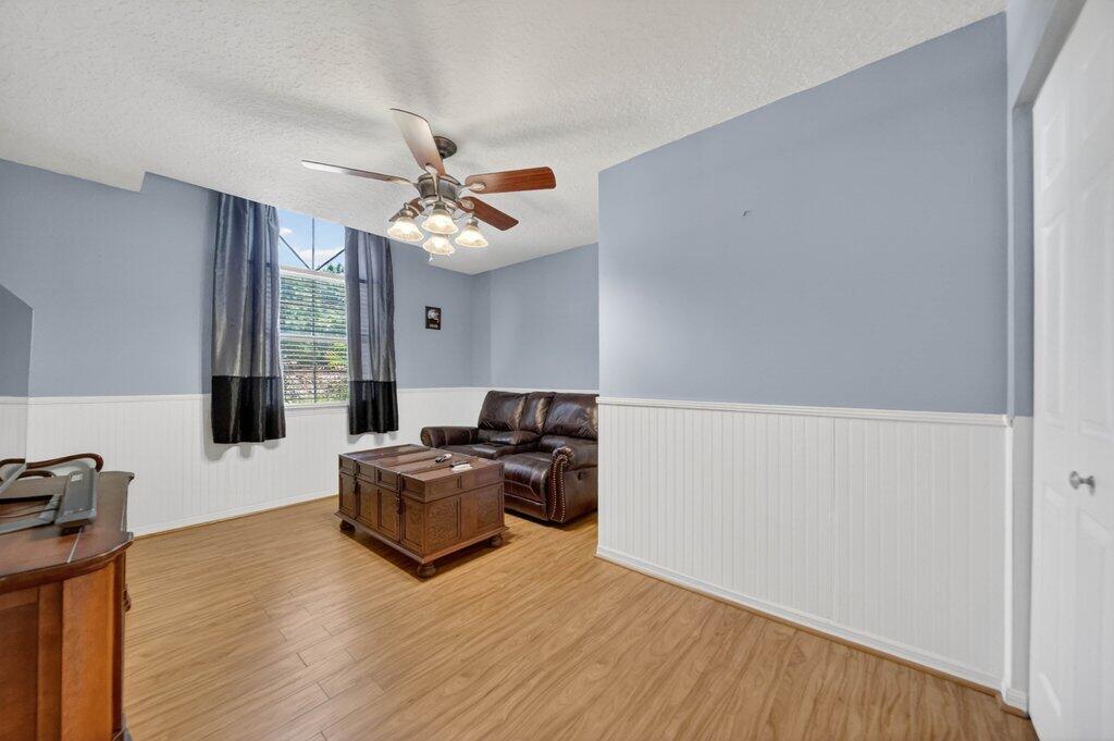 DANFORTH - Residential