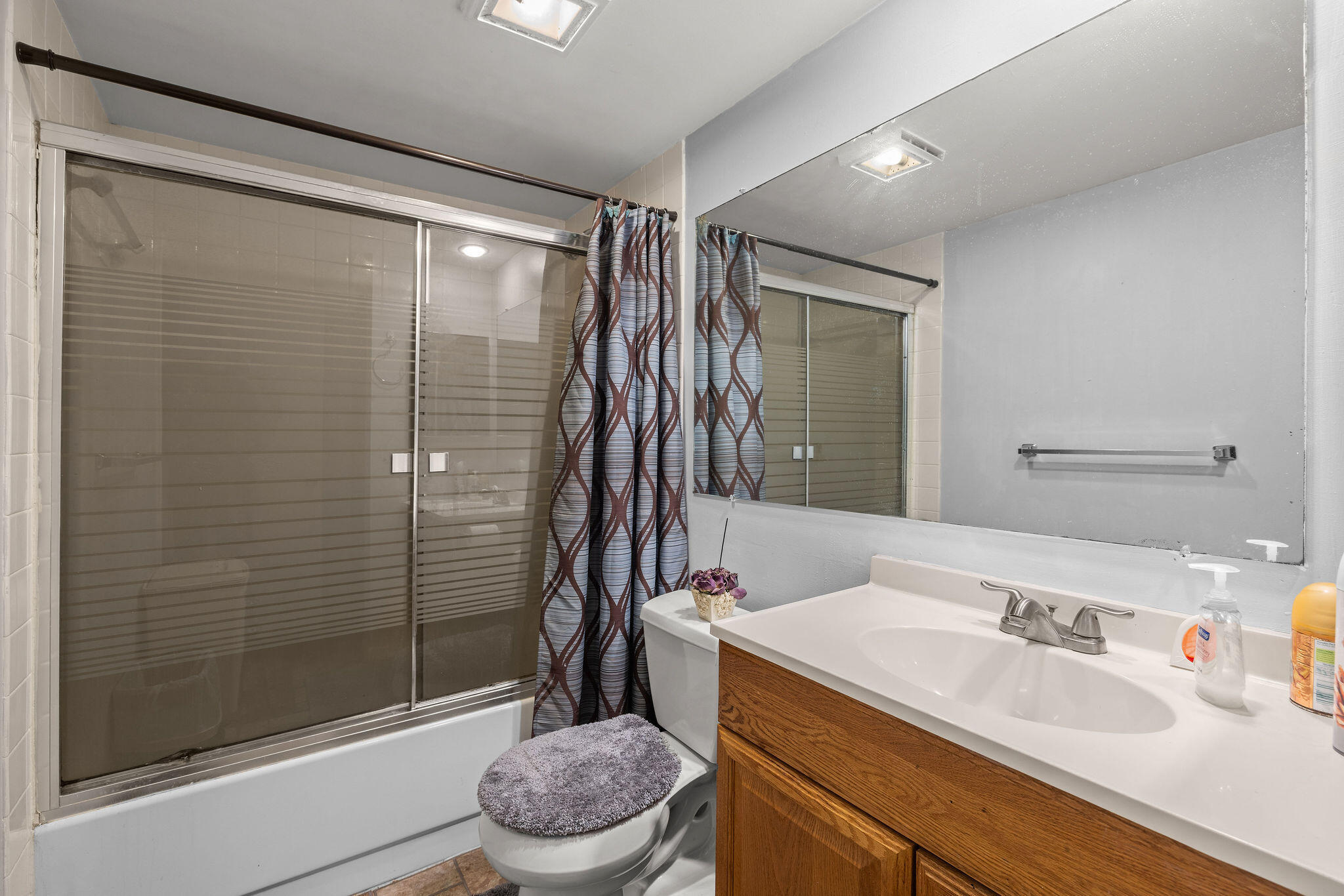 SHERWOOD LAKES - Residential