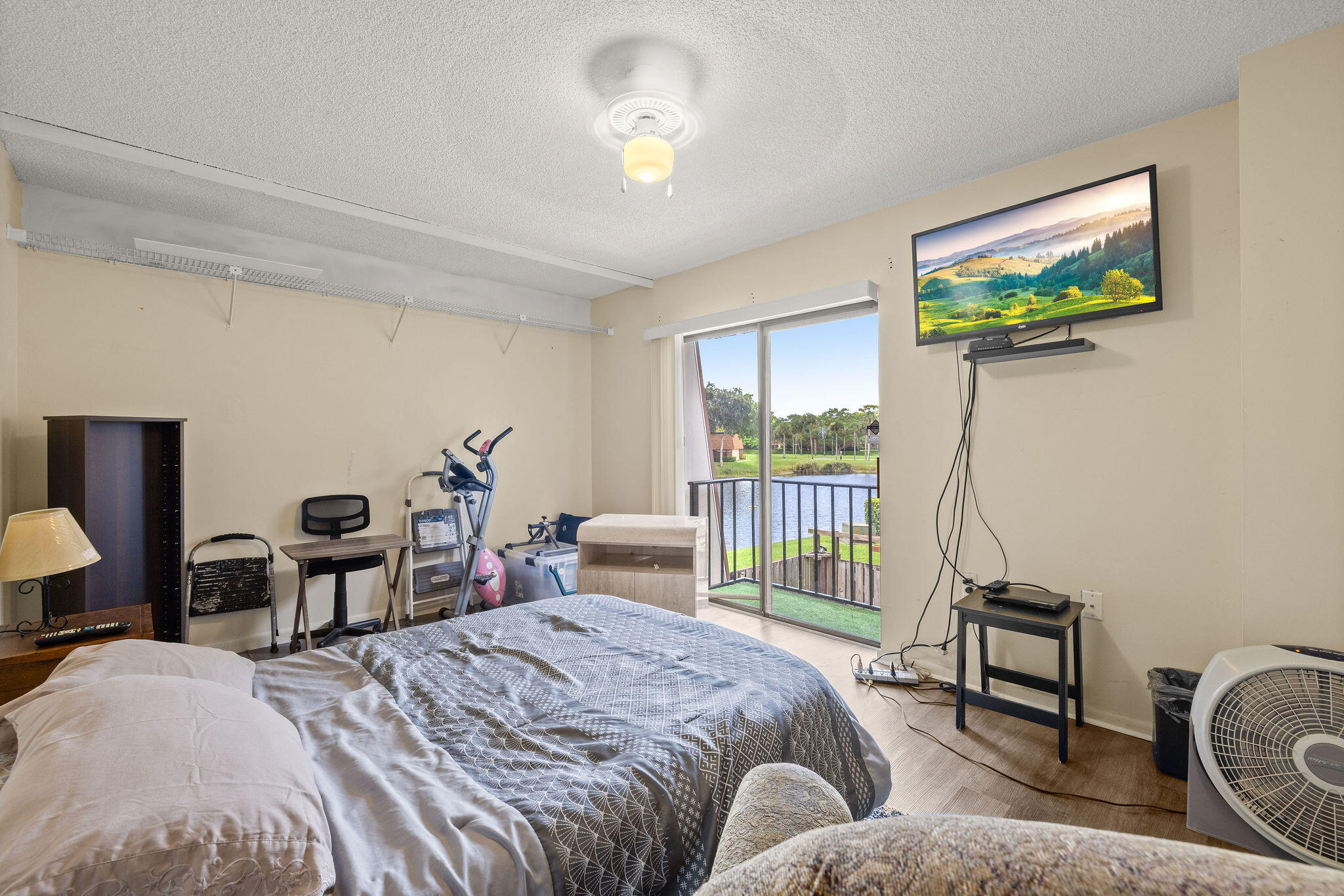 SHERWOOD LAKES - Residential