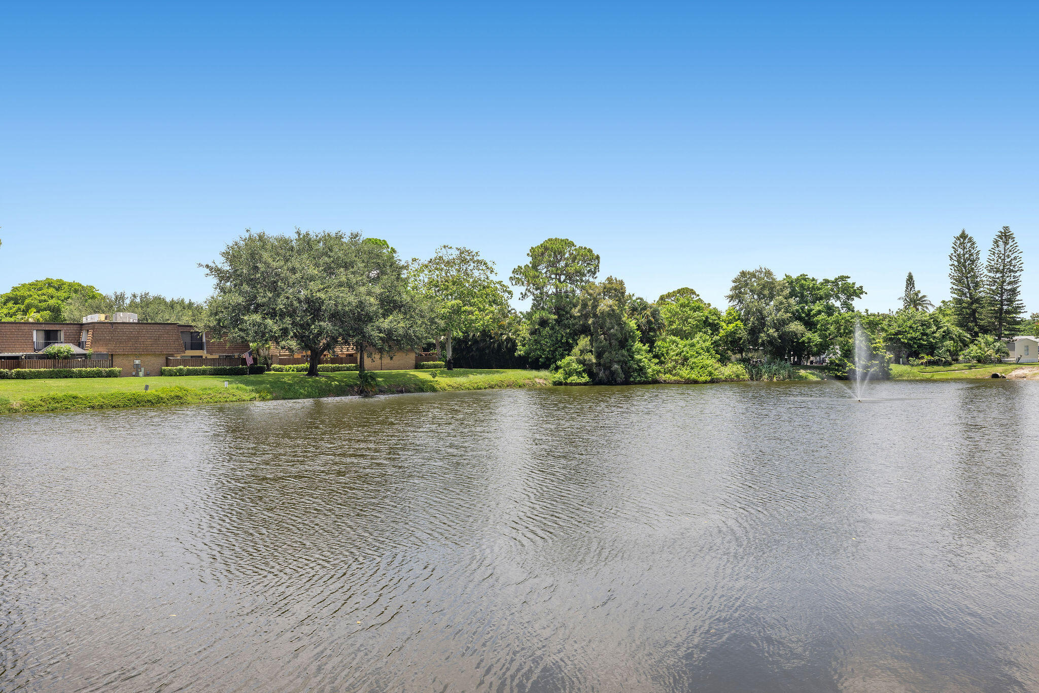 SHERWOOD LAKES - Residential