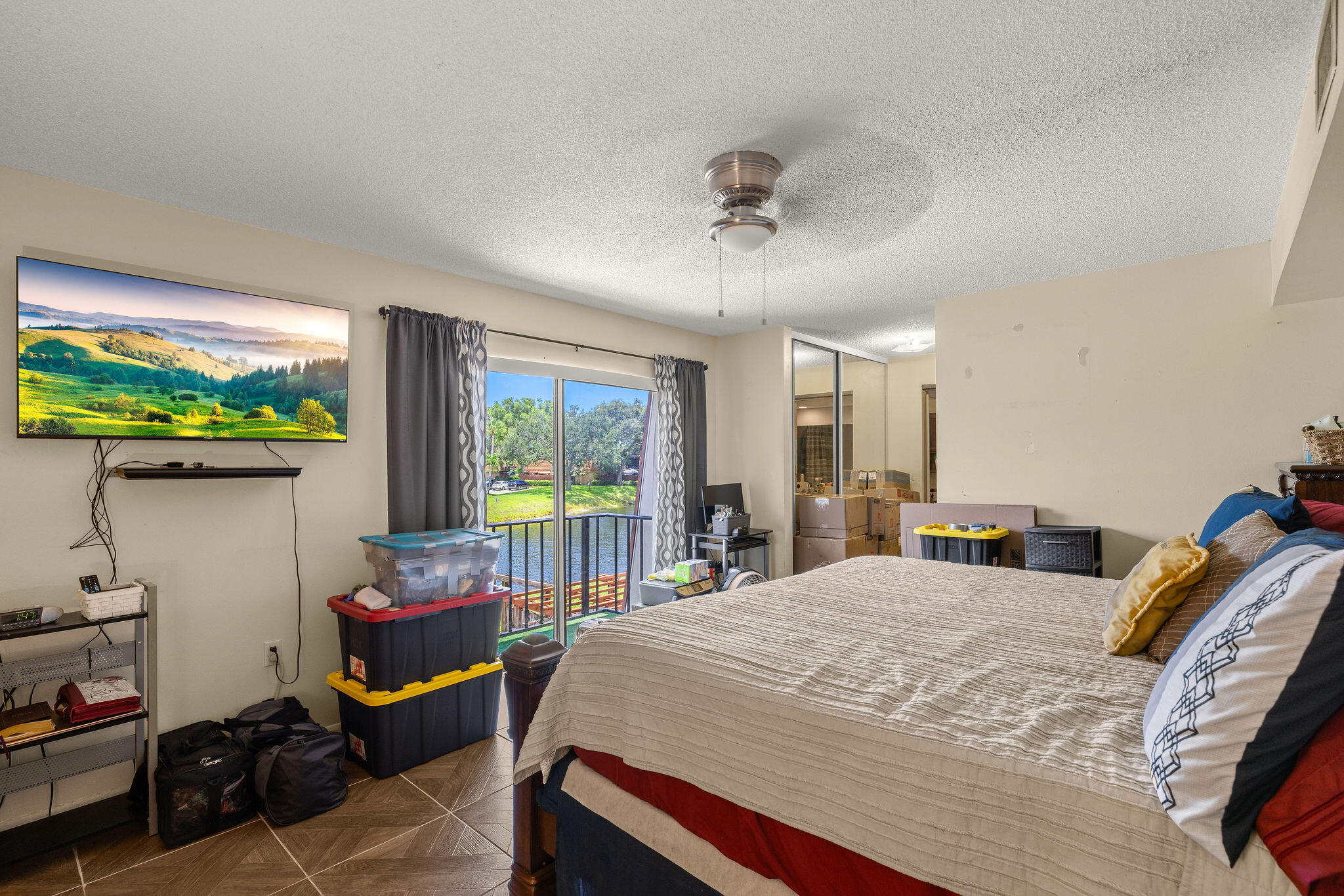 SHERWOOD LAKES - Residential
