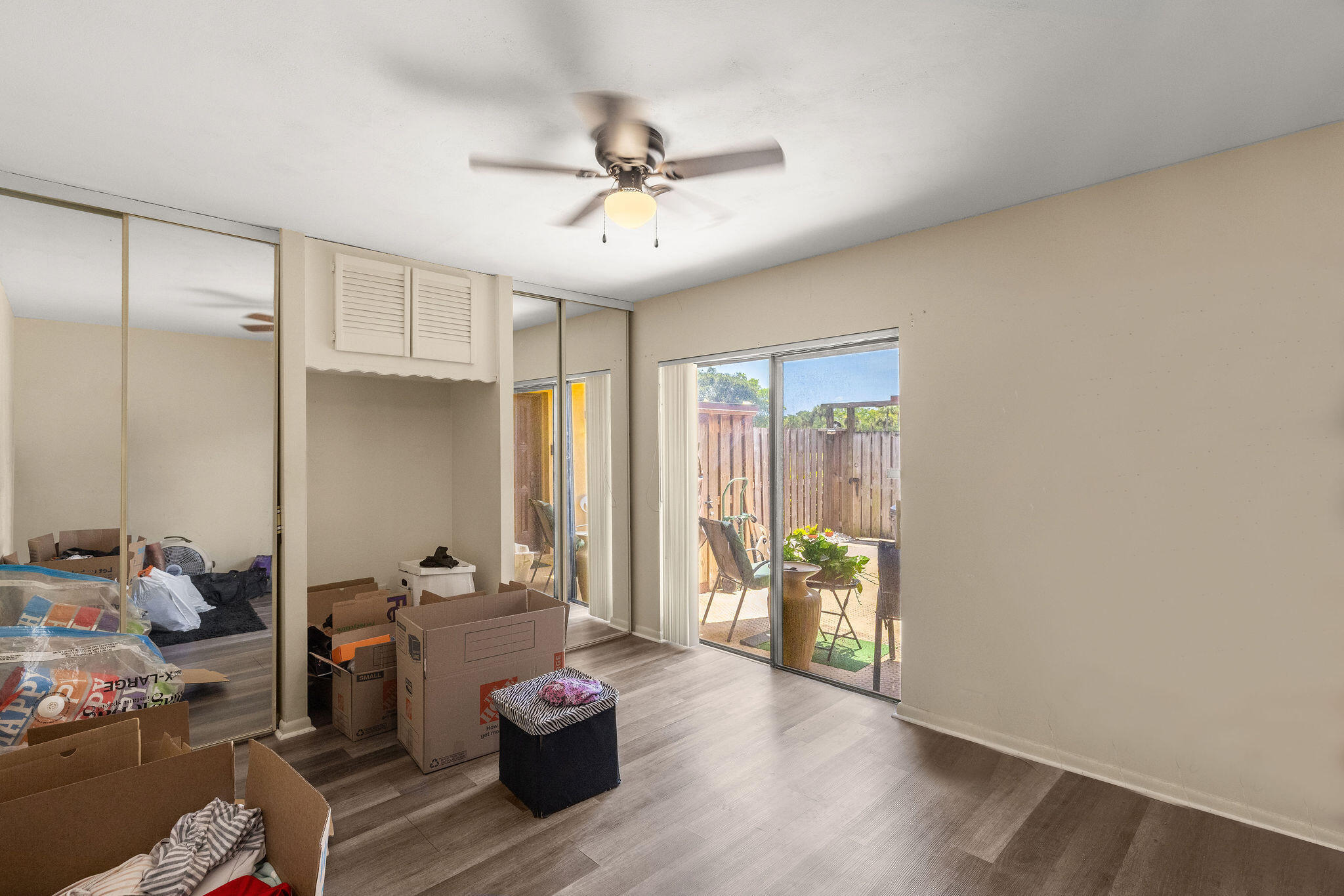 SHERWOOD LAKES - Residential