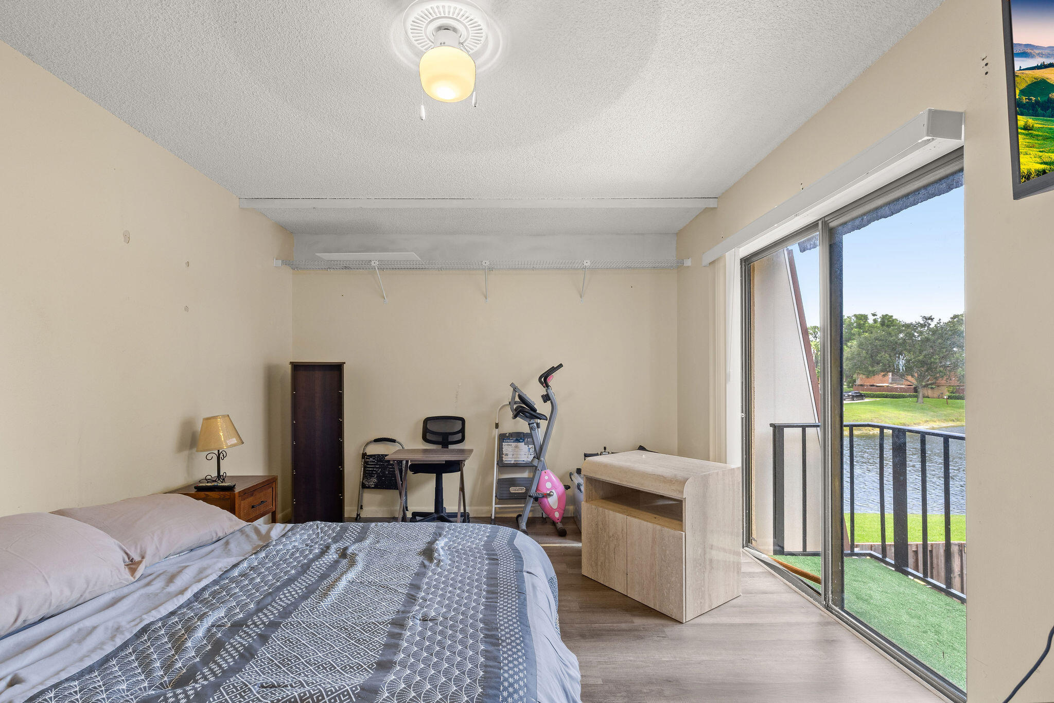 SHERWOOD LAKES - Residential