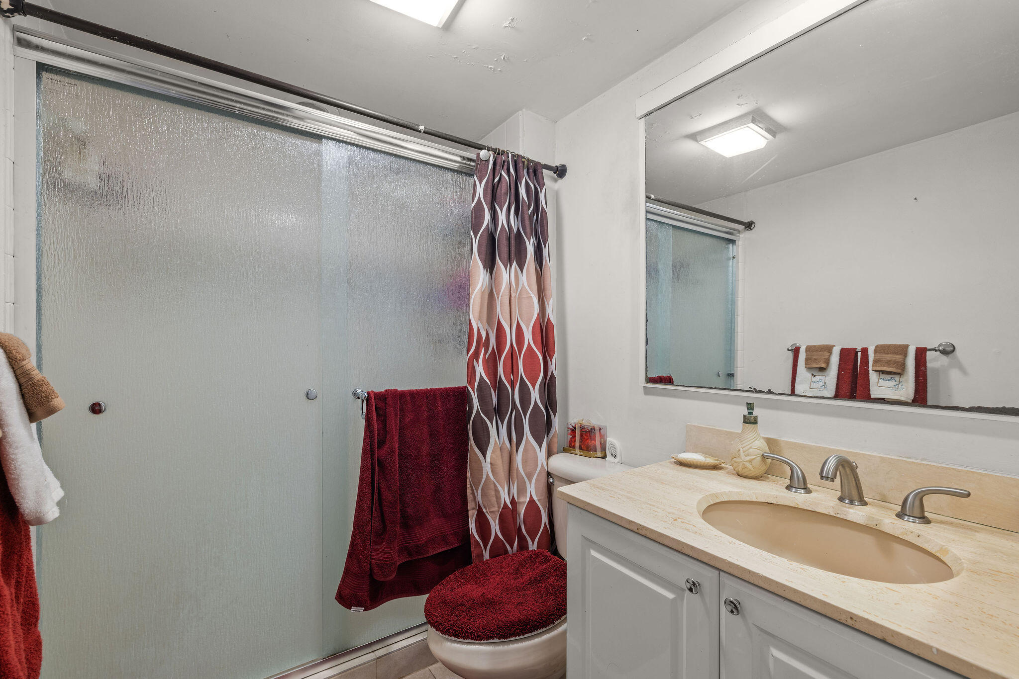 SHERWOOD LAKES - Residential