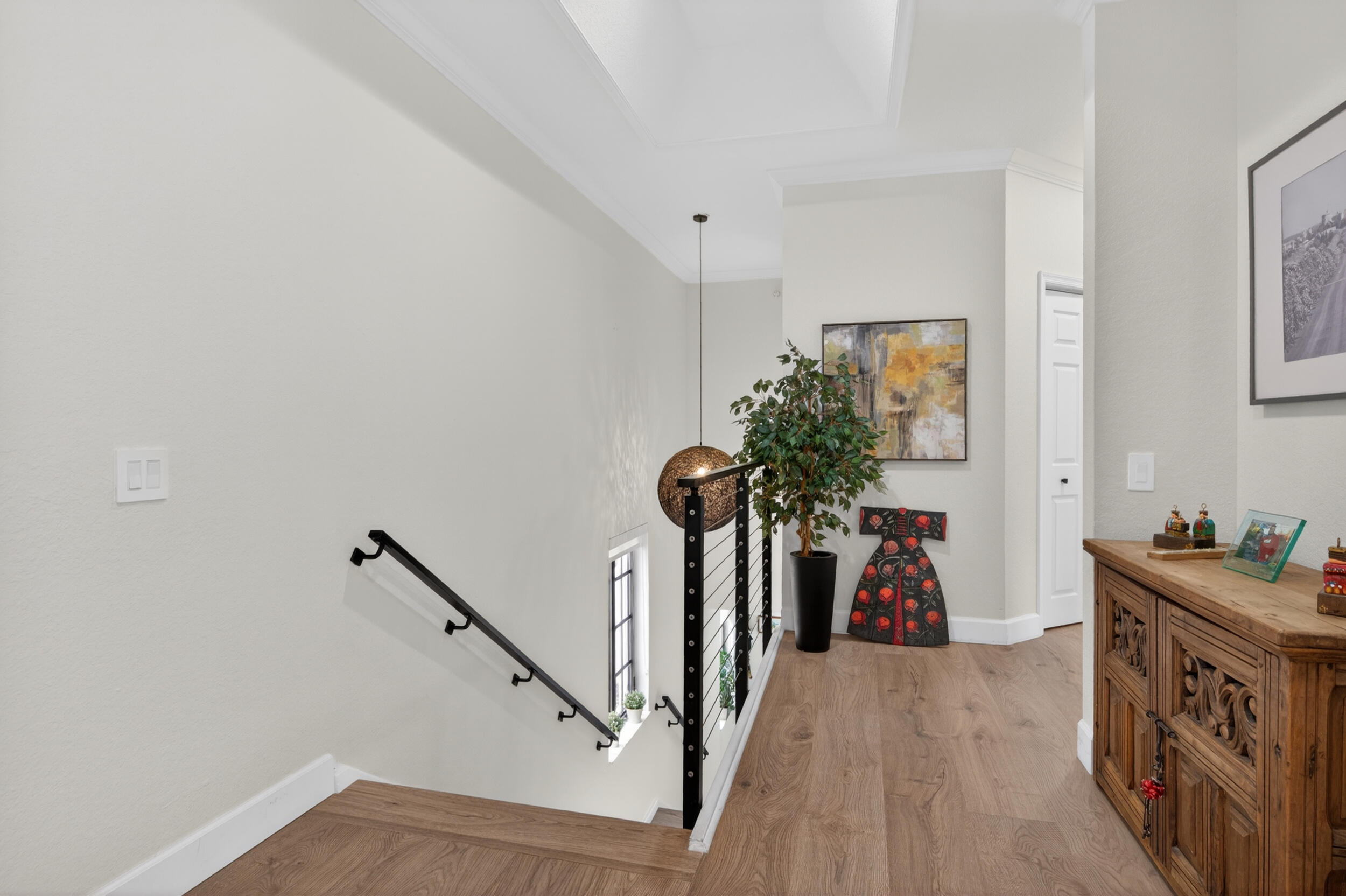 MARIPOSA POINTE - Residential