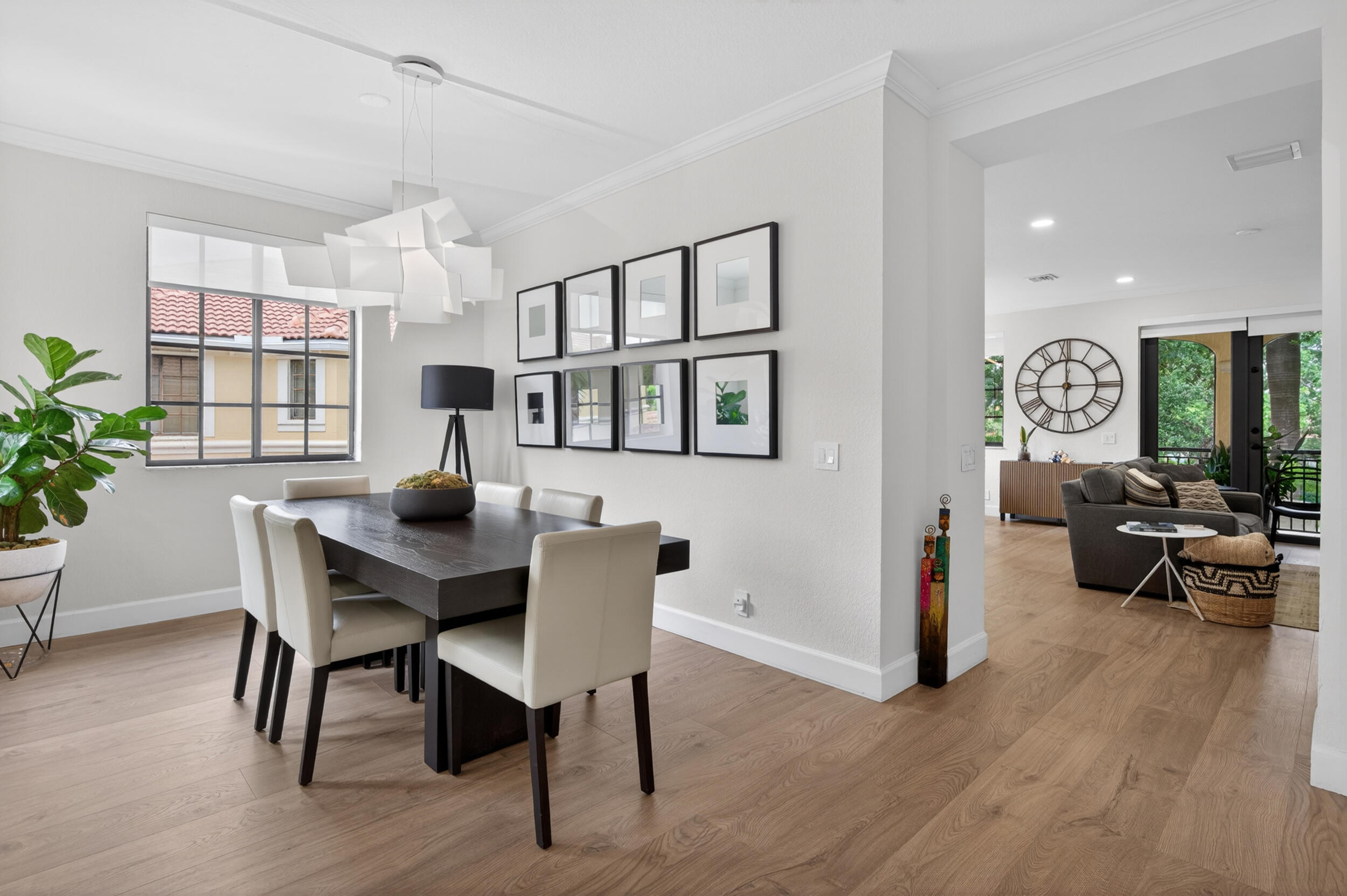 MARIPOSA POINTE - Residential