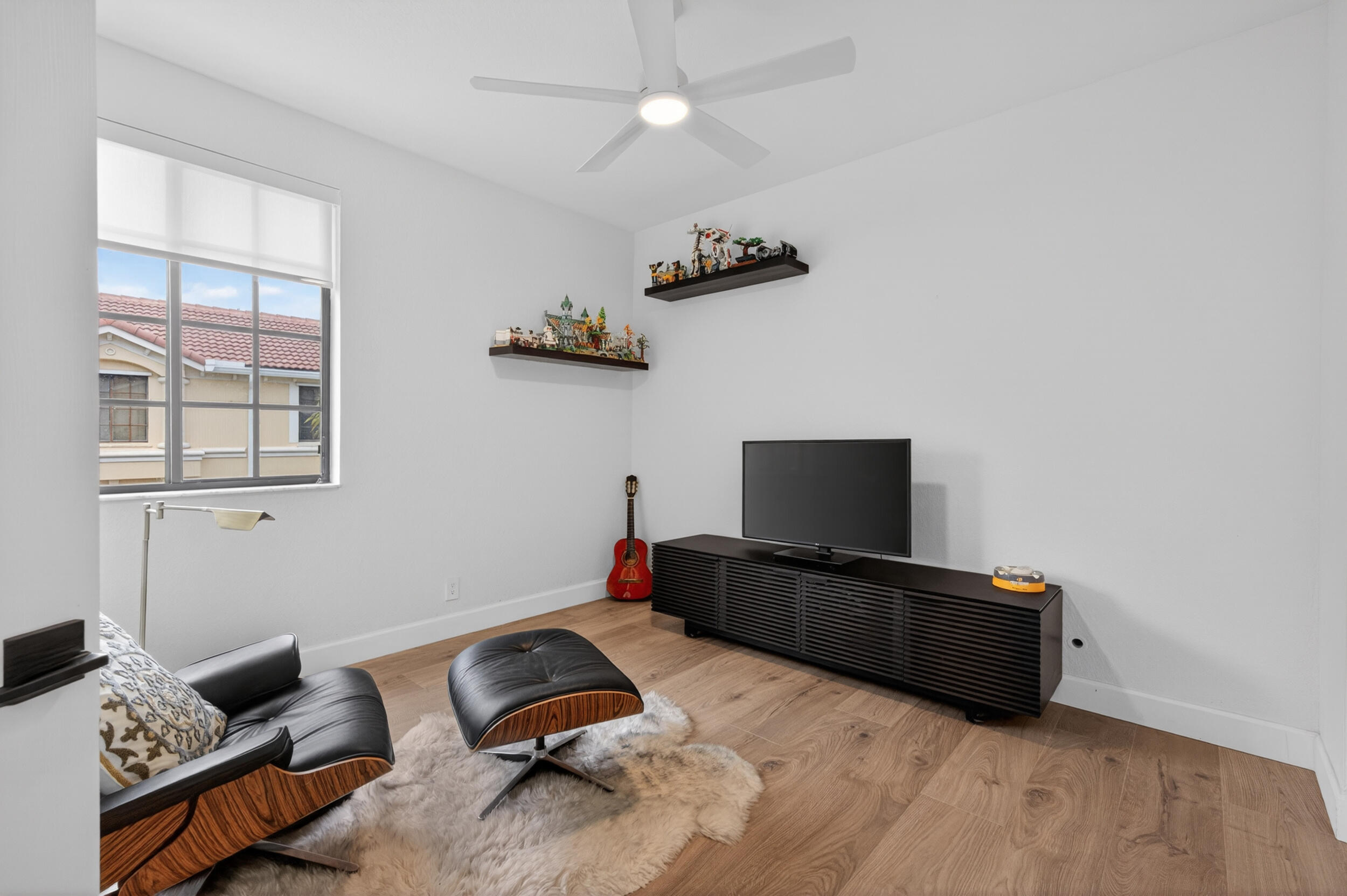 MARIPOSA POINTE - Residential