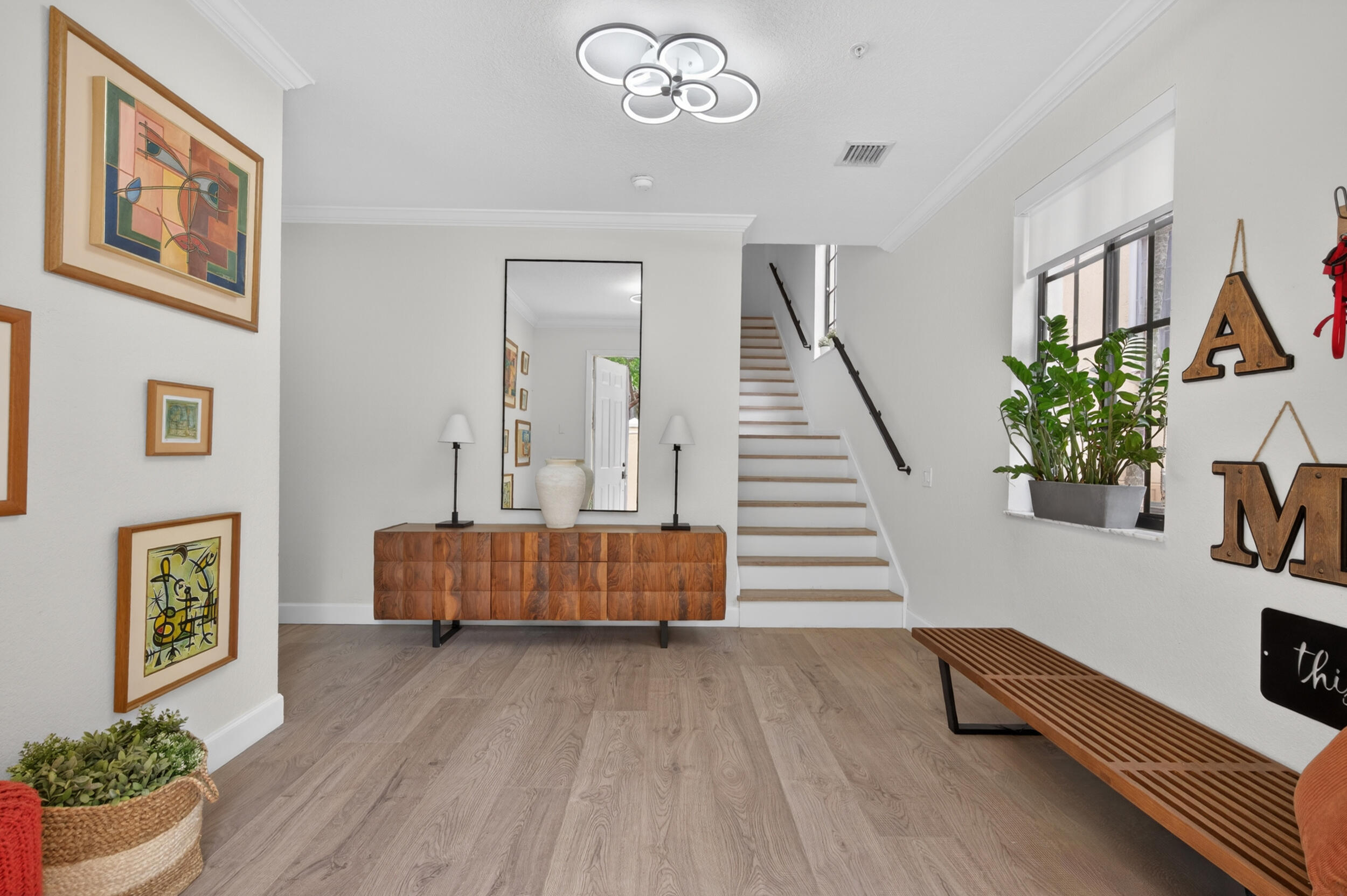 MARIPOSA POINTE - Residential