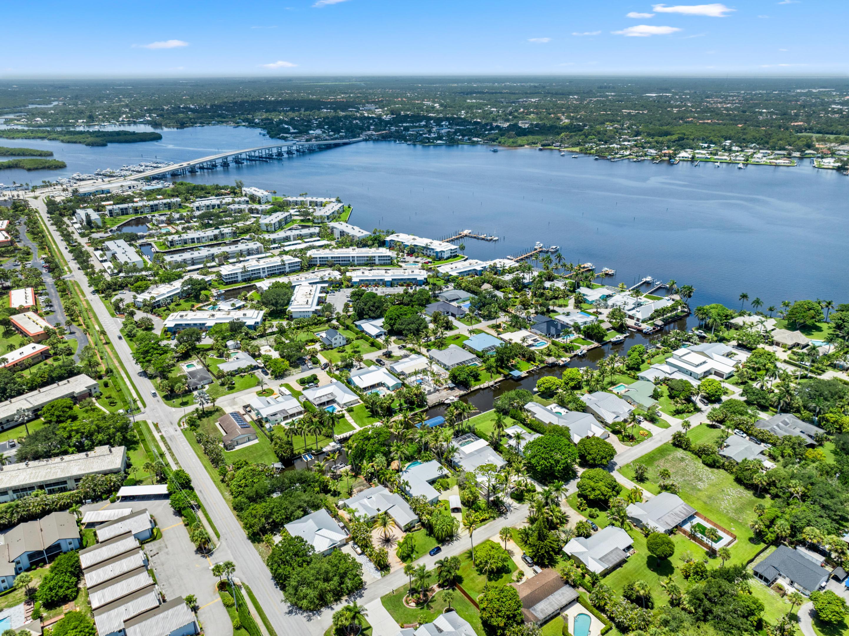 PALMETTO HARBOR - Residential