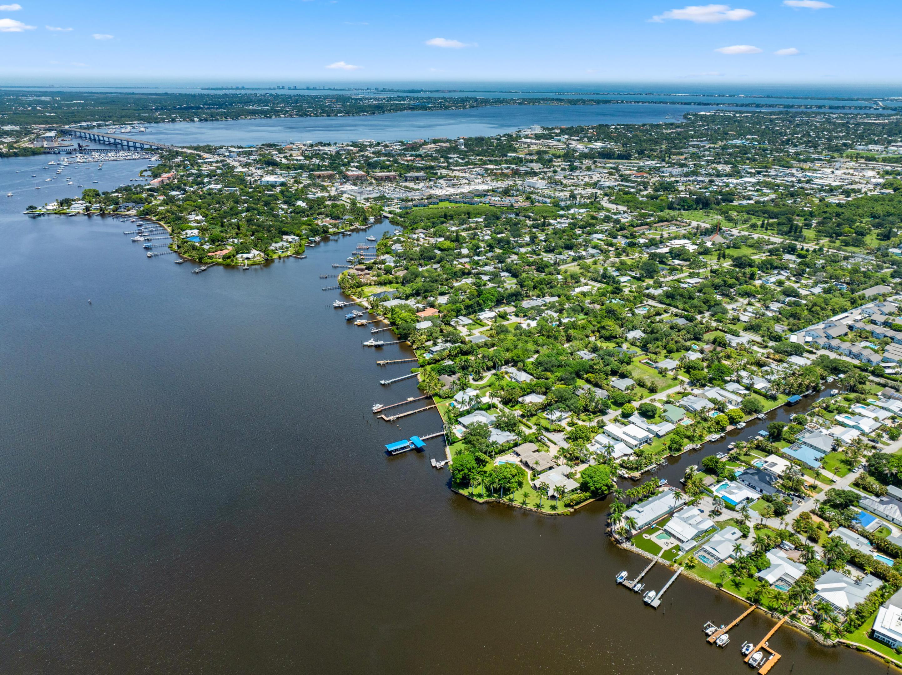 PALMETTO HARBOR - Residential