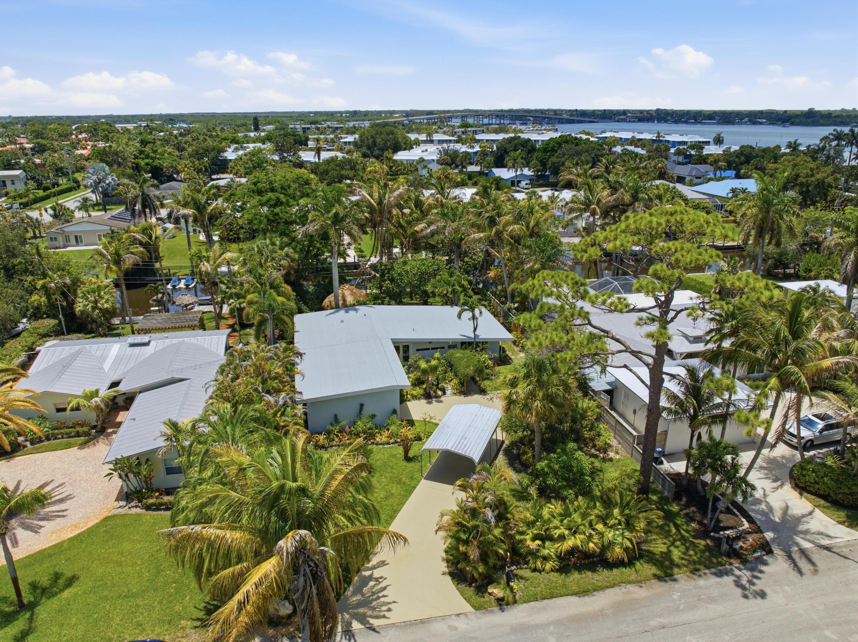 PALMETTO HARBOR - Residential