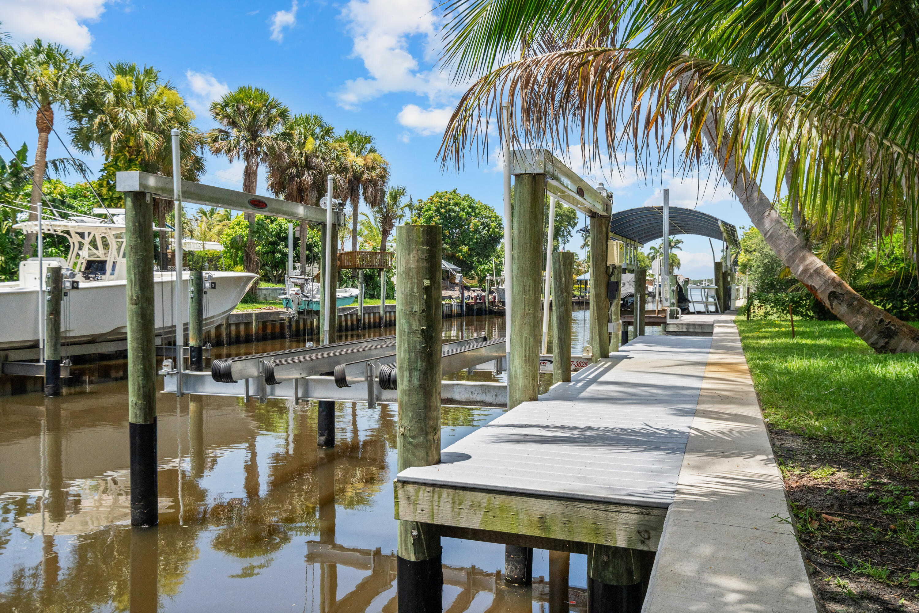 PALMETTO HARBOR - Residential