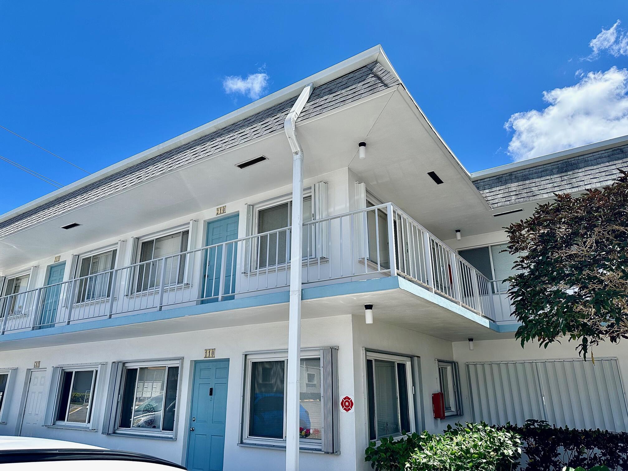 MURRY HILLS APT BLDG CONDO - Residential