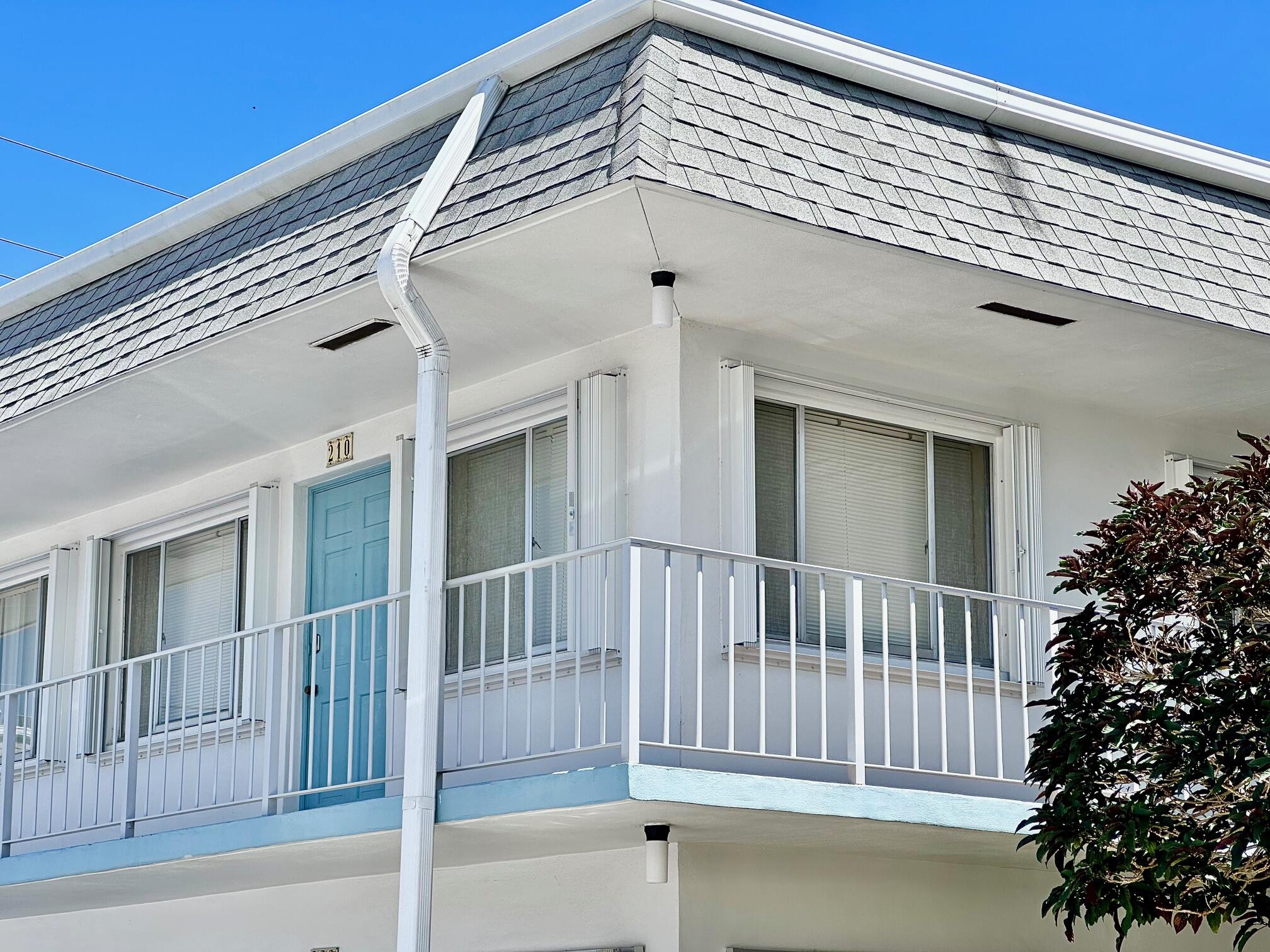 MURRY HILLS APT BLDG CONDO - Residential