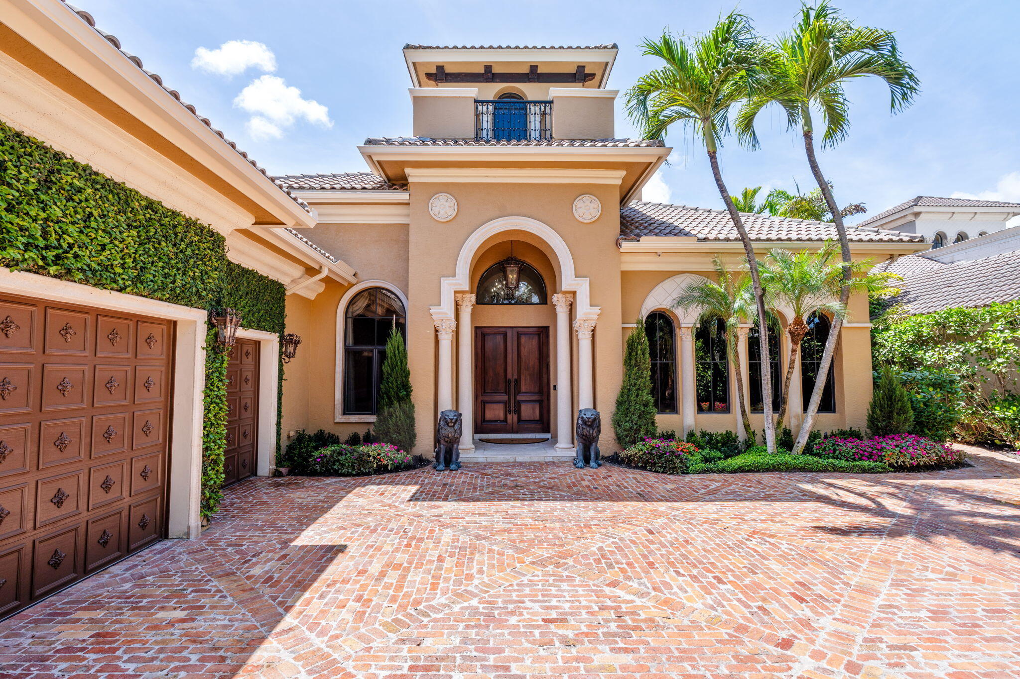 MIZNER LAKE ESTATES - Residential