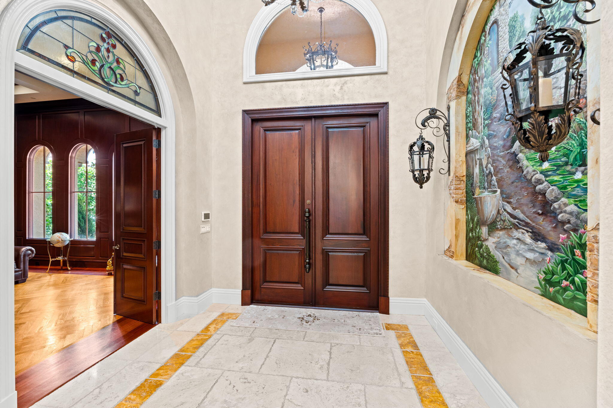MIZNER LAKE ESTATES - Residential