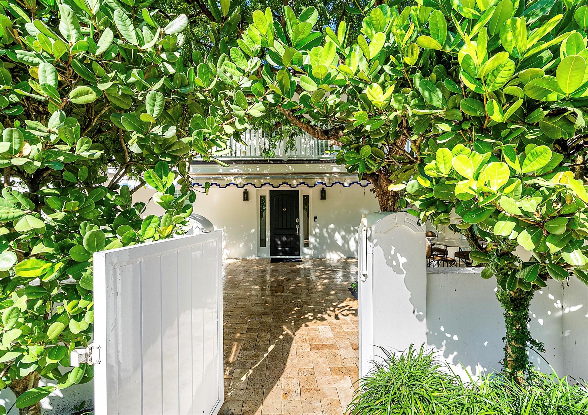 GULFSTREAM PROPERTIES - Residential