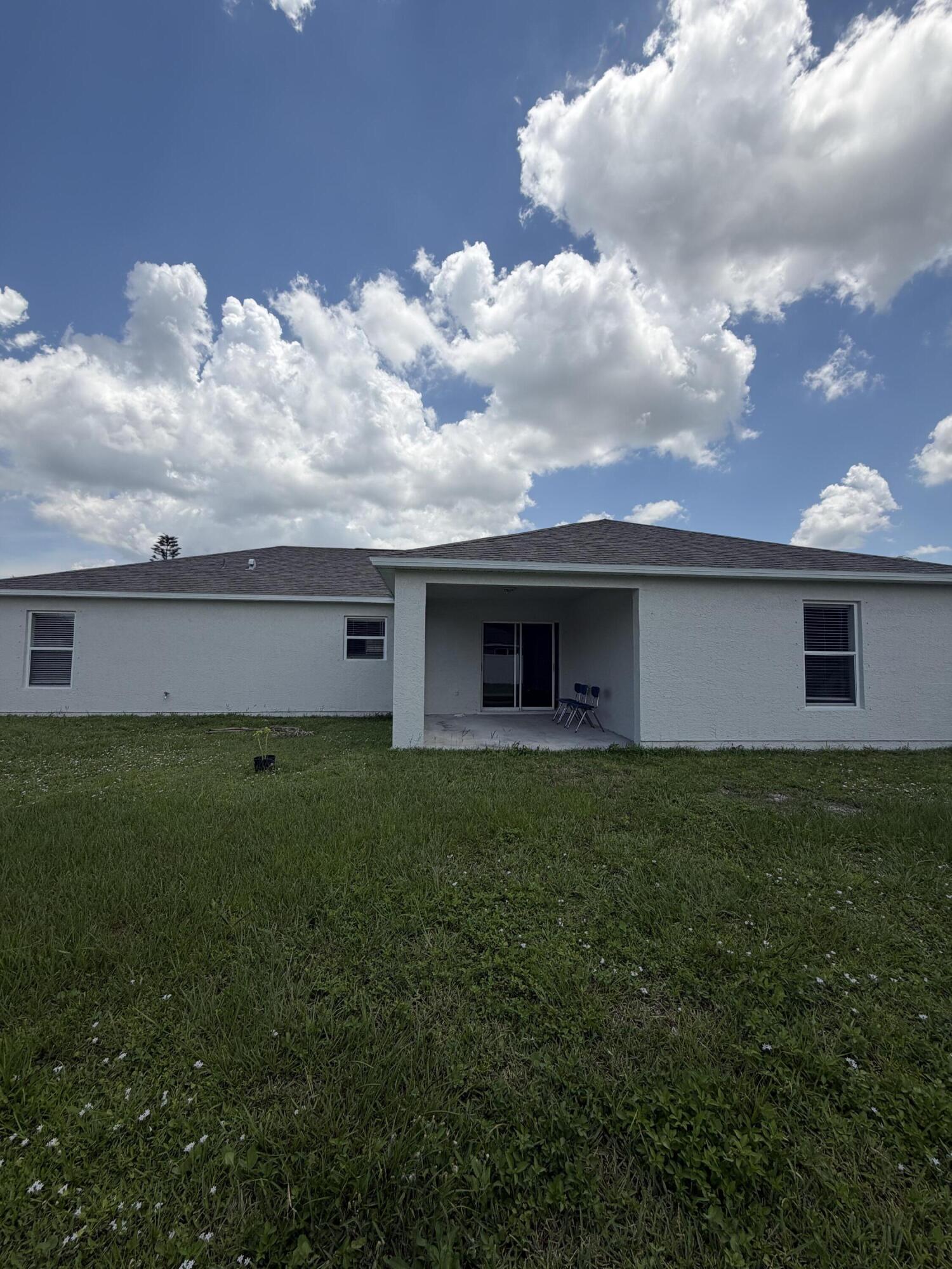 PORT ST LUCIE SECTION 25 - Residential Lease