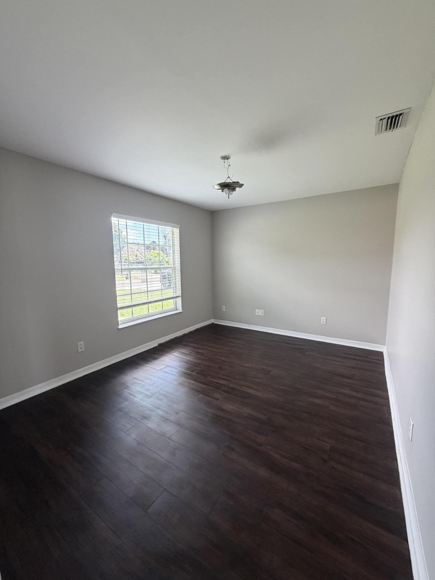 PORT ST LUCIE SECTION 25 - Residential Lease