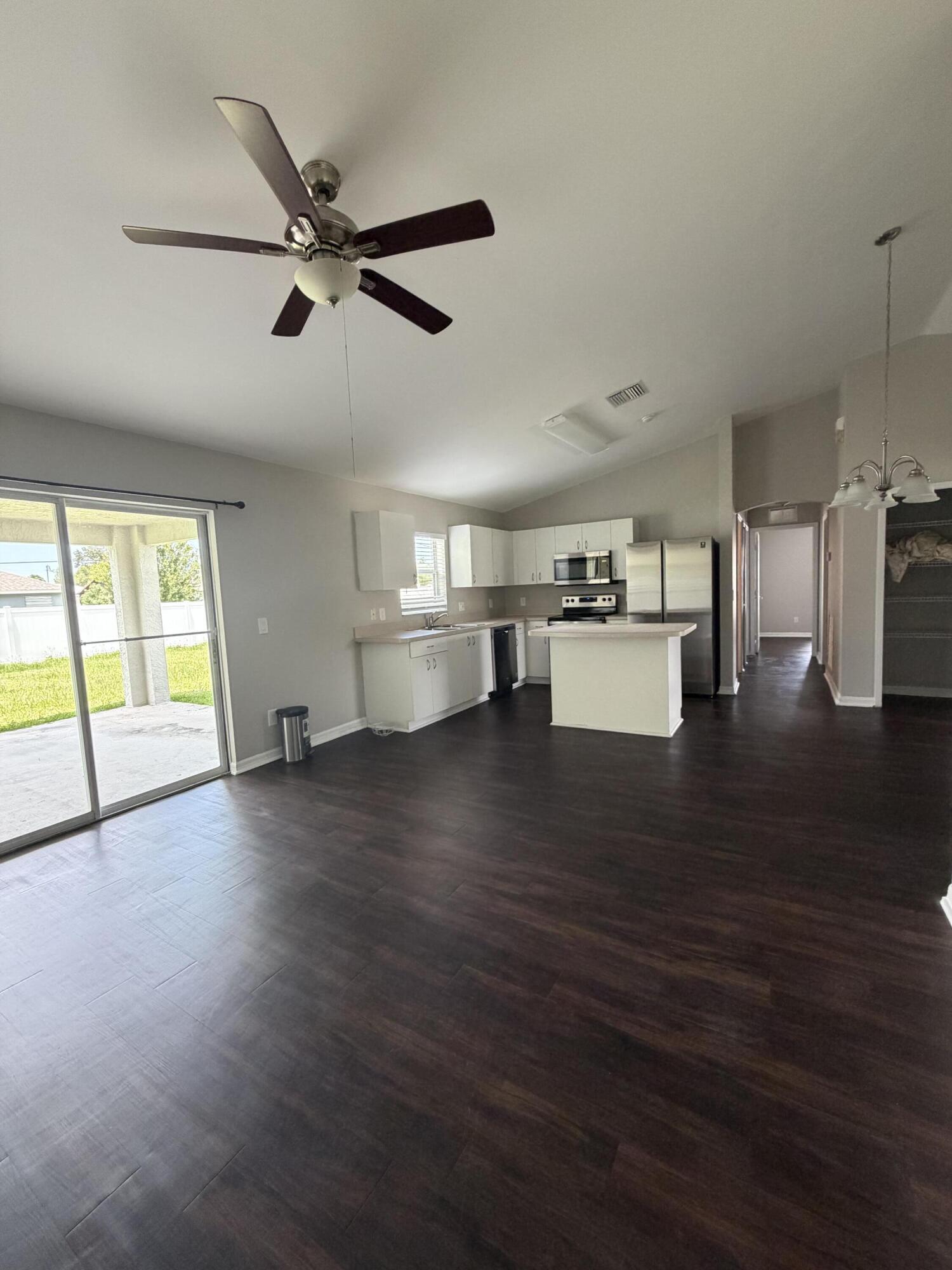 PORT ST LUCIE SECTION 25 - Residential Lease