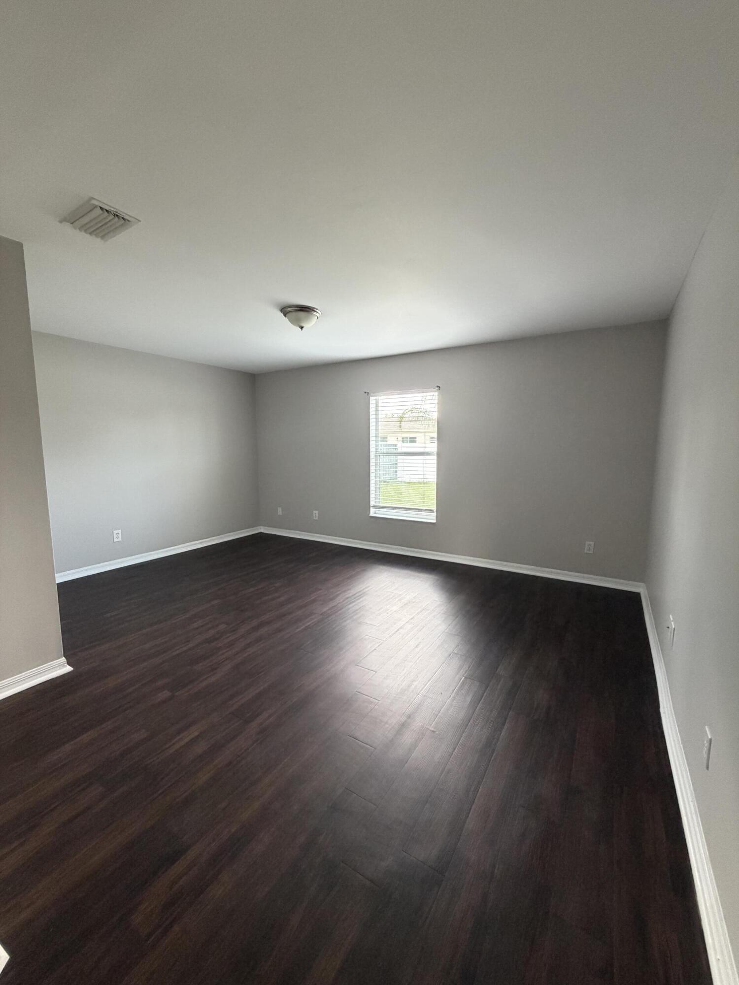 PORT ST LUCIE SECTION 25 - Residential Lease