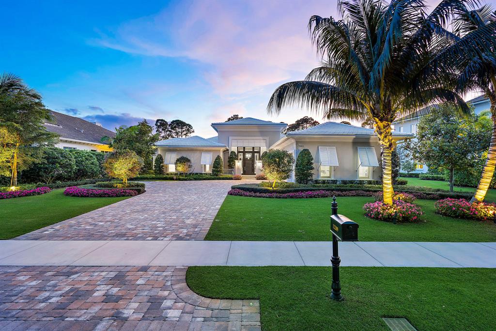 OLD PALM PL - Residential