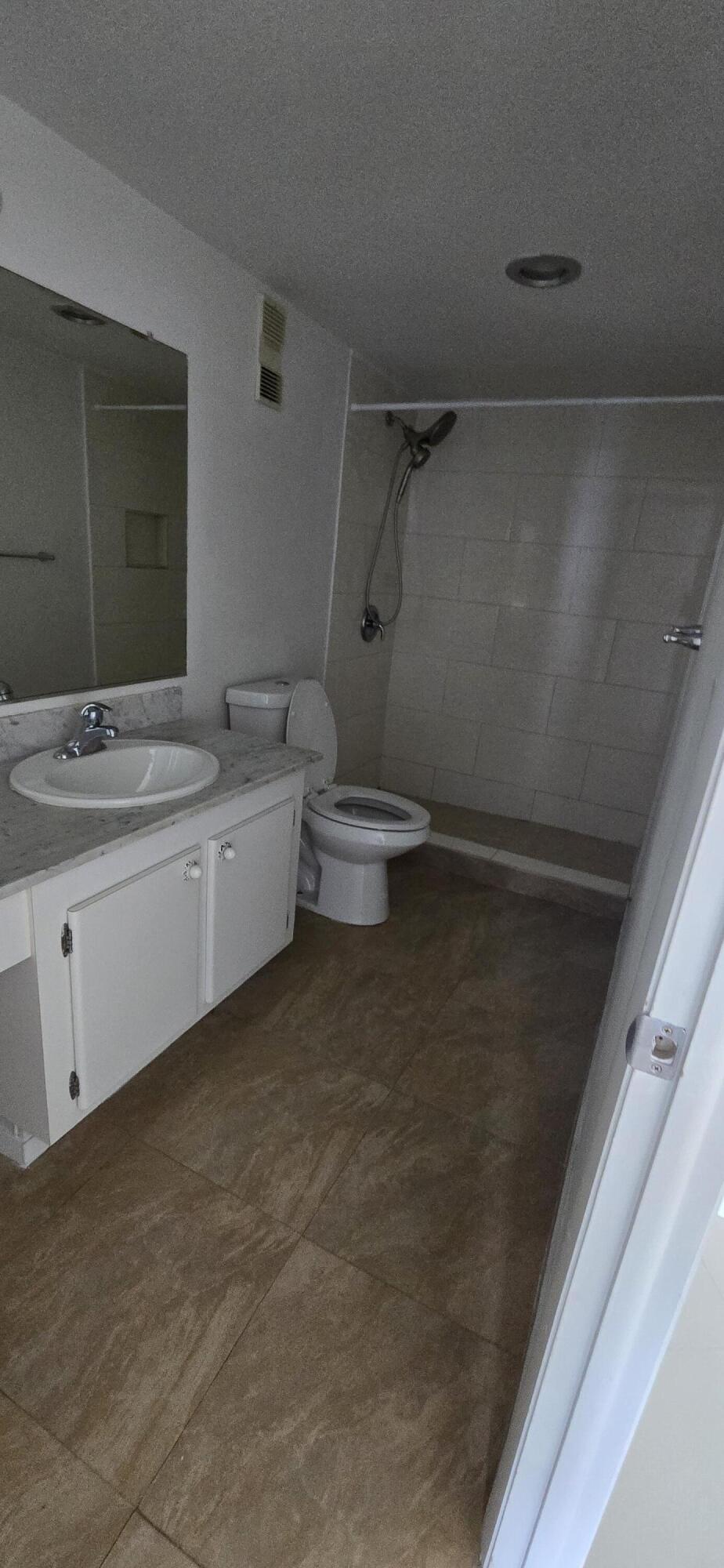 WILSHIRE CONDO - Residential