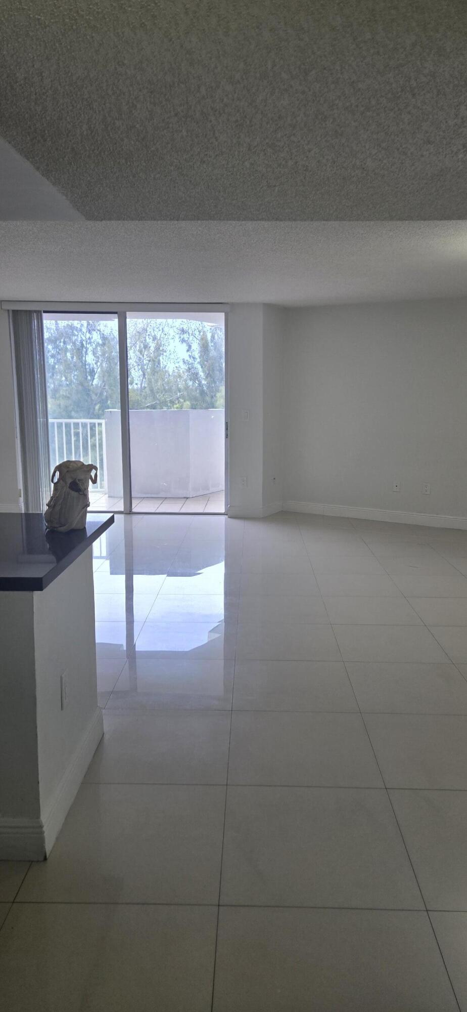 WILSHIRE CONDO - Residential