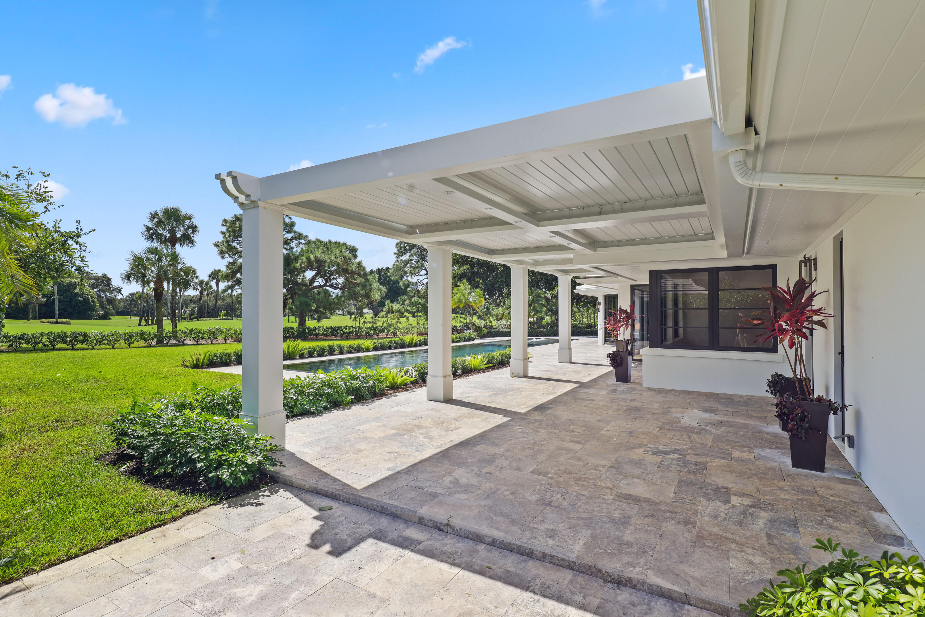 PAR CLUB CIRCLE UNIT 3 B VILLAGE OF GOLF ON AM-98 - Residential