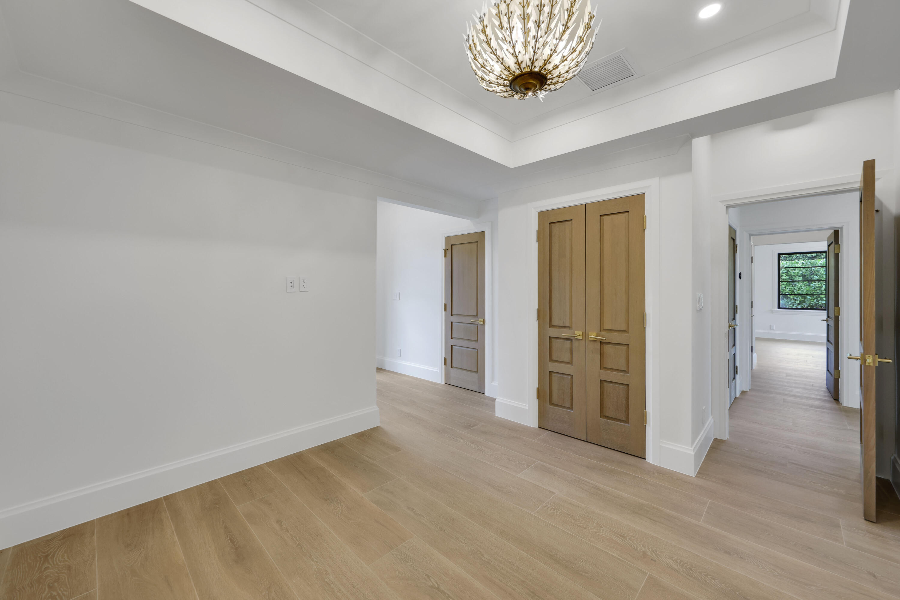 PAR CLUB CIRCLE UNIT 3 B VILLAGE OF GOLF ON AM-98 - Residential