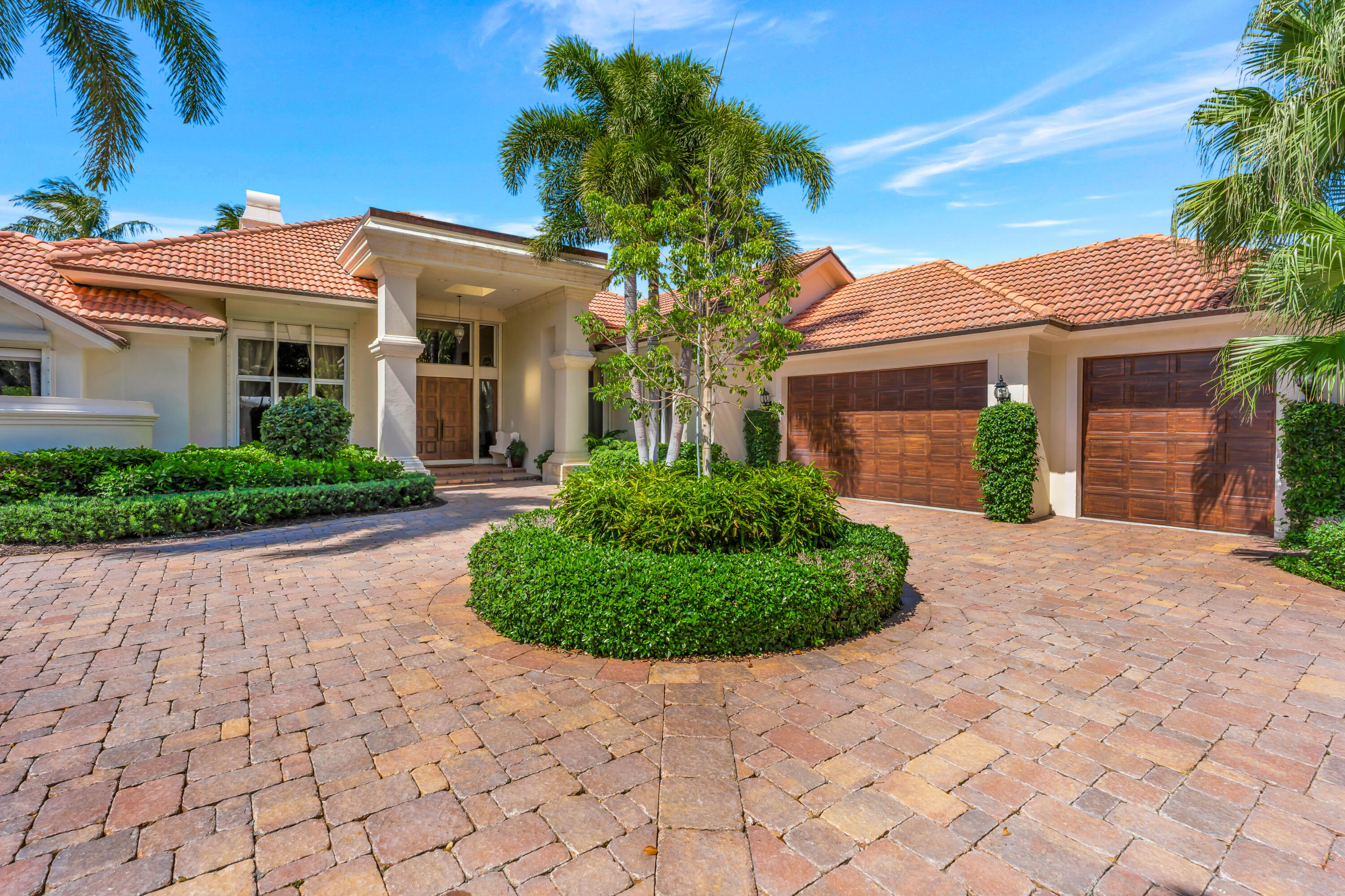 Admirals Cove - Residential