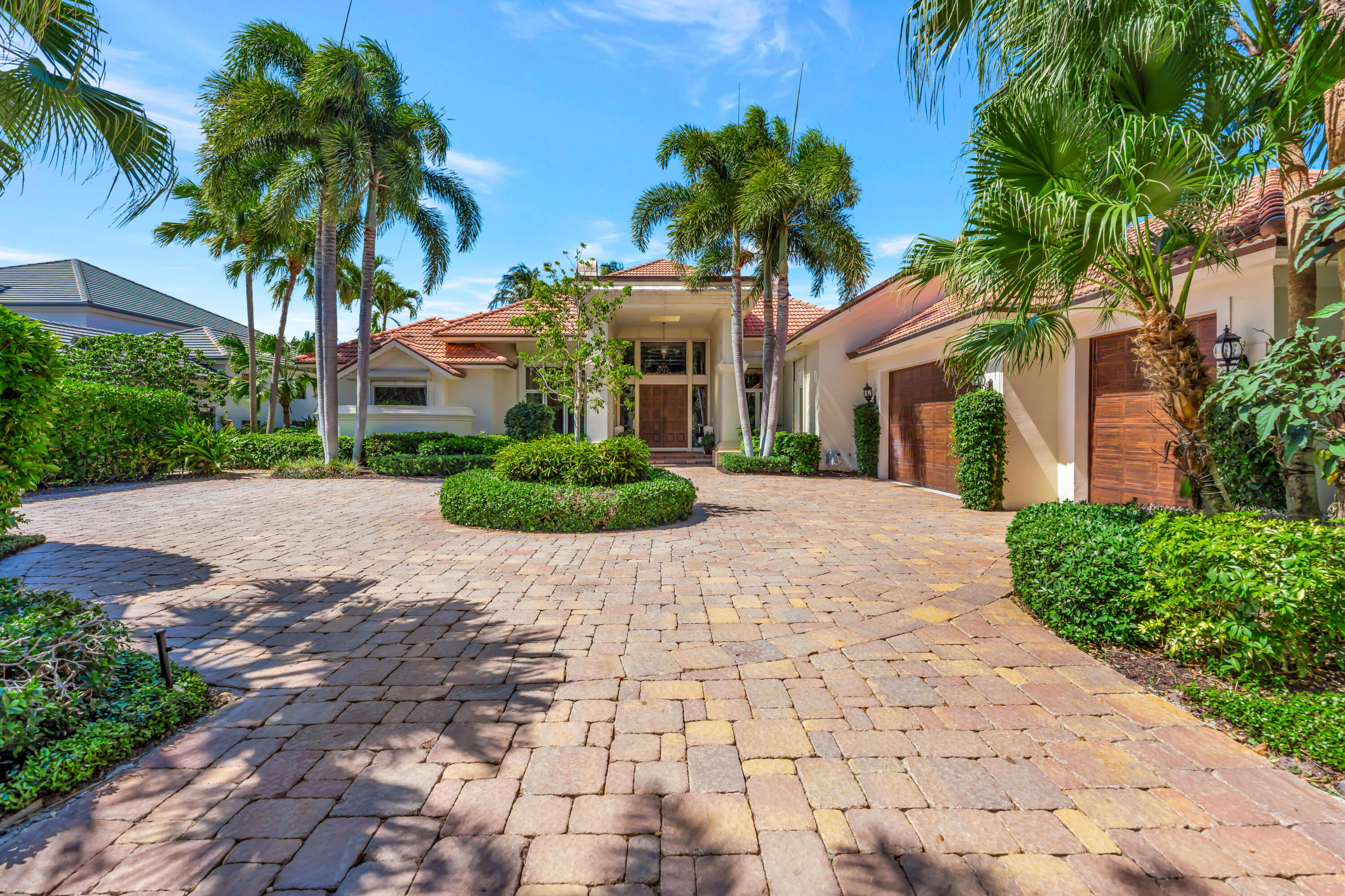 Admirals Cove - Residential