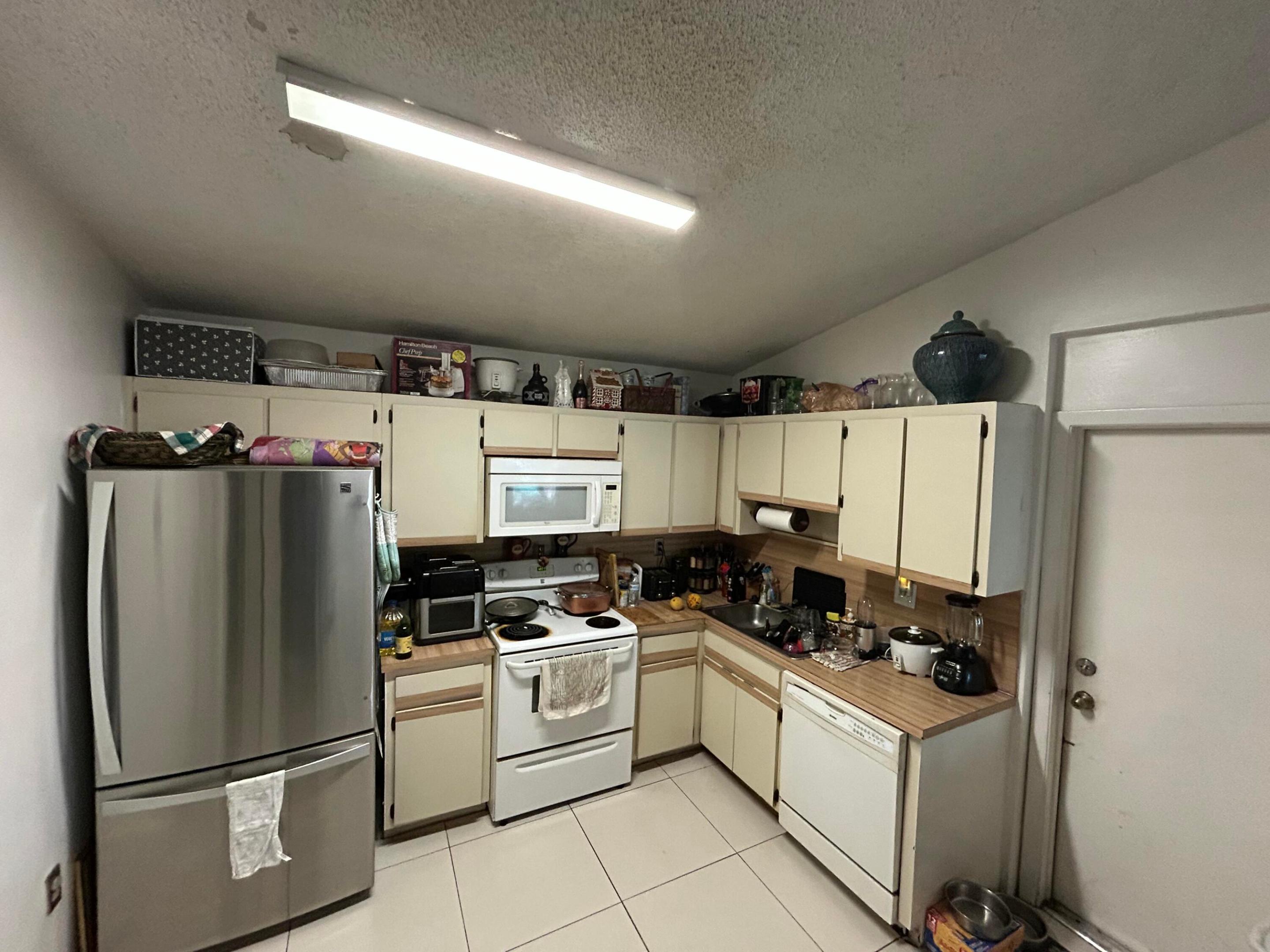 DEERWOOD ESTATES - Residential