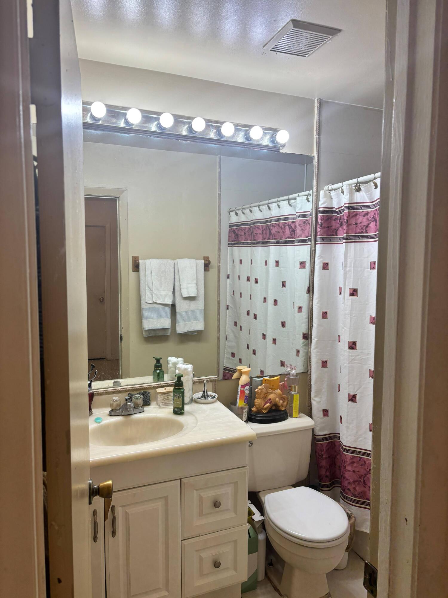 DEERWOOD ESTATES - Residential