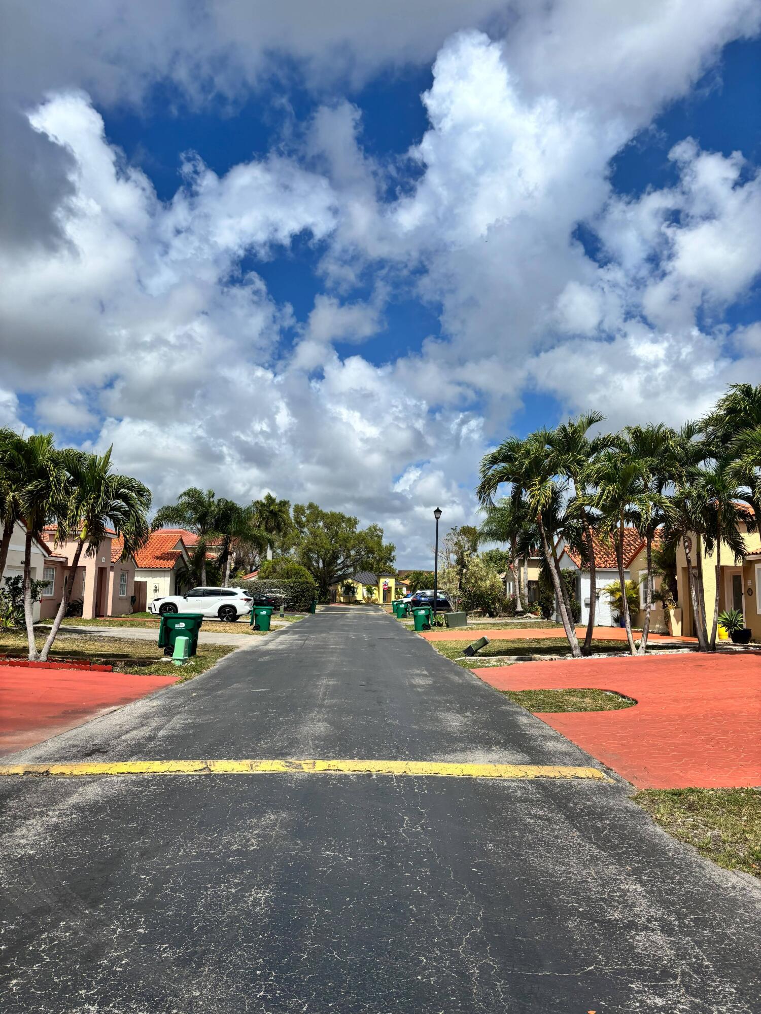 DEERWOOD ESTATES - Residential