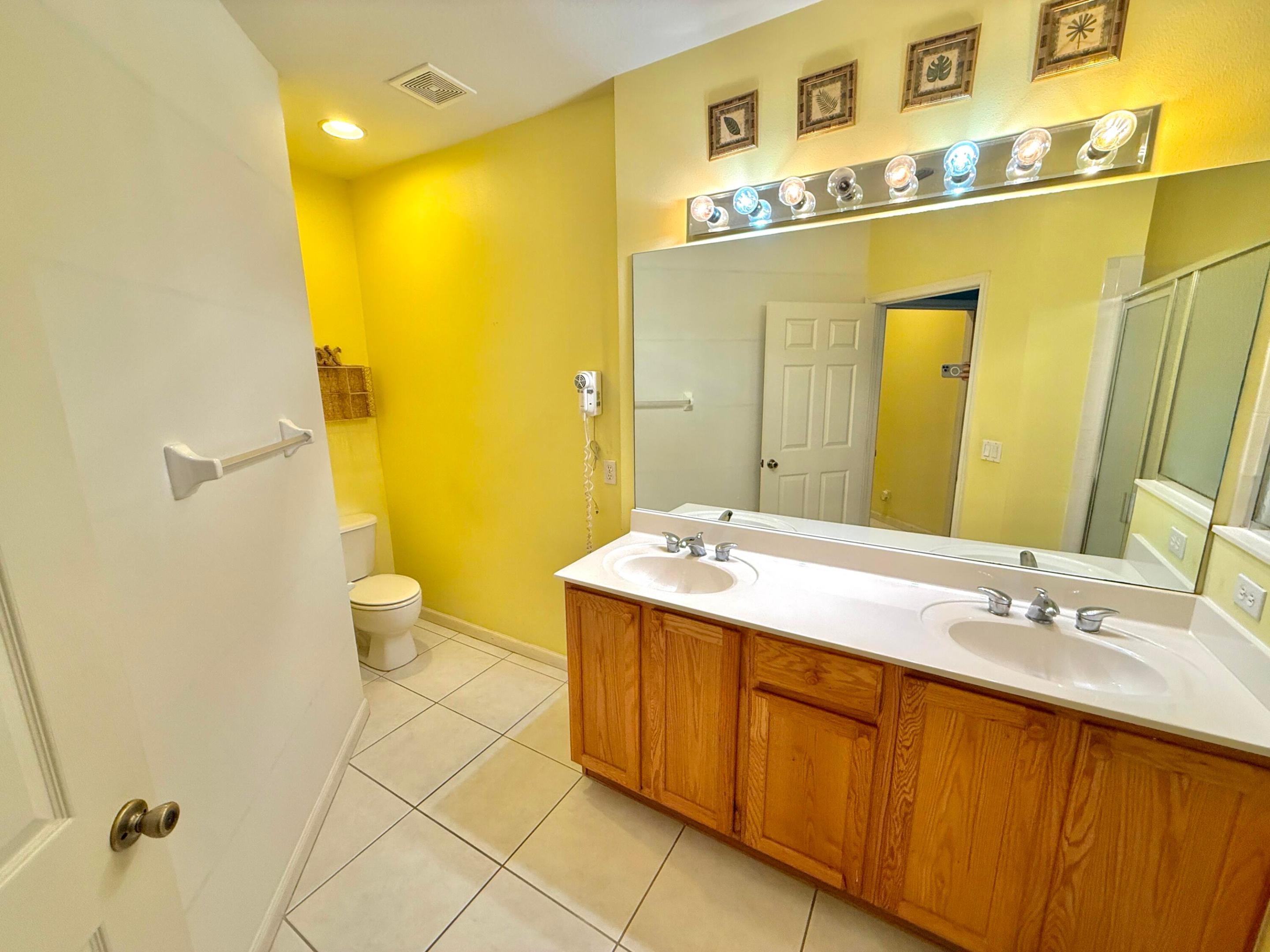 CASTLE PINES CONDOMINIUM - Residential Lease