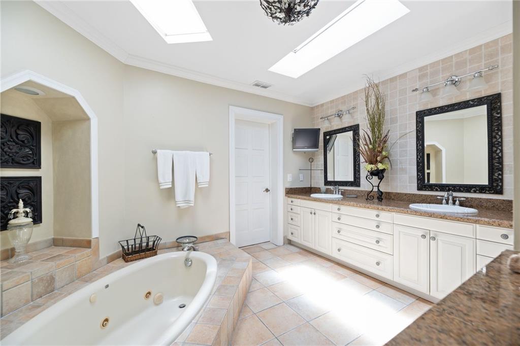Las Olas Isles - Residential