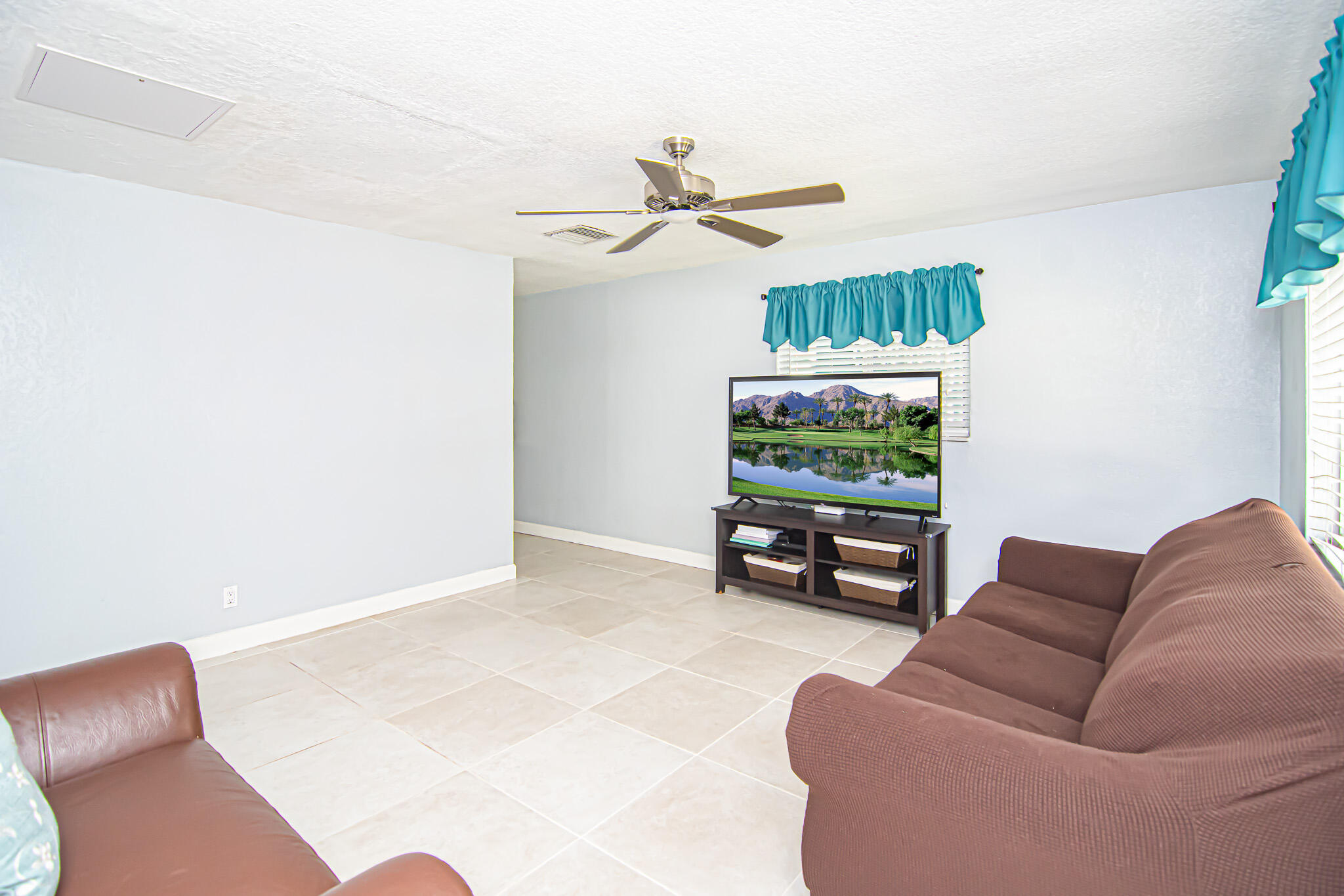 MAINLANDS OF TAMARAC LAKES - Residential