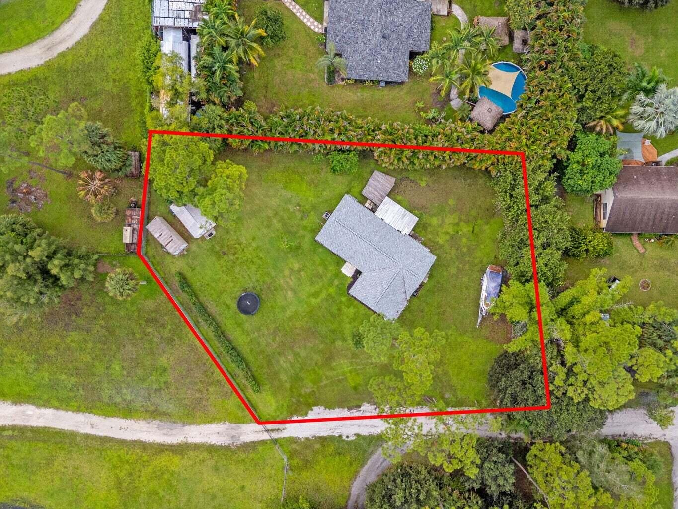 LOXAHATCHEE GROVES - Residential